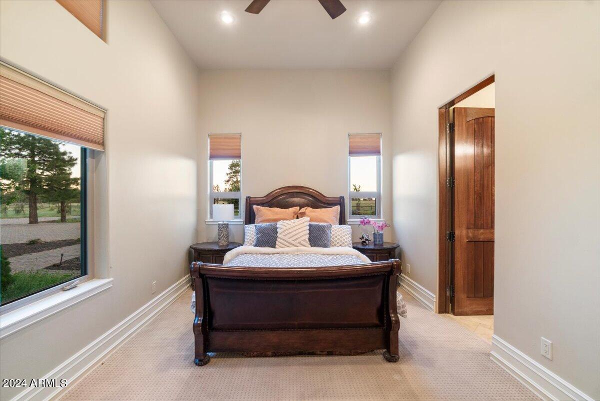 LOCKETT RANCHES - Residential