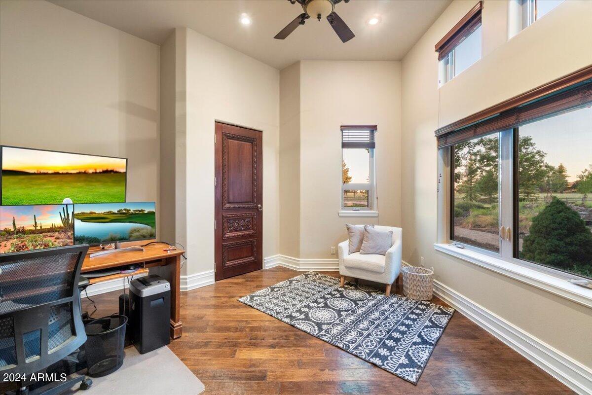 LOCKETT RANCHES - Residential