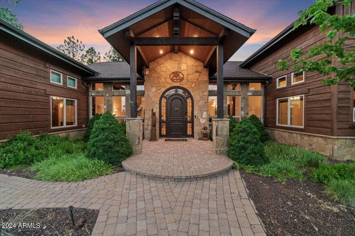 LOCKETT RANCHES - Residential
