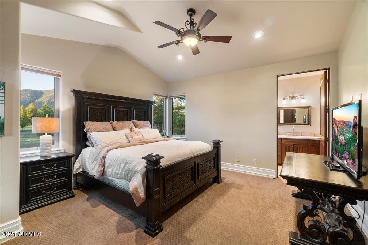 LOCKETT RANCHES - Residential