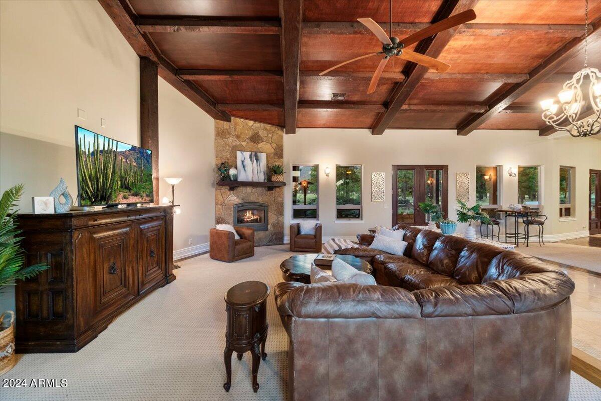 LOCKETT RANCHES - Residential