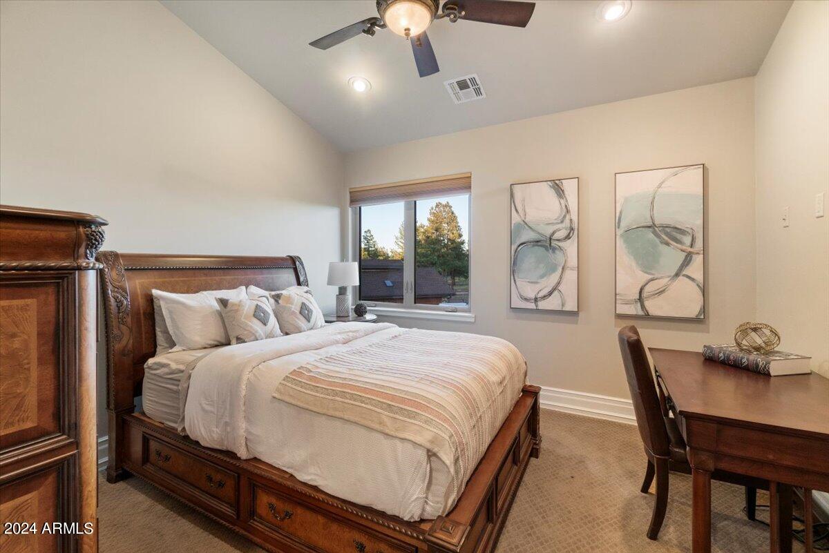 LOCKETT RANCHES - Residential