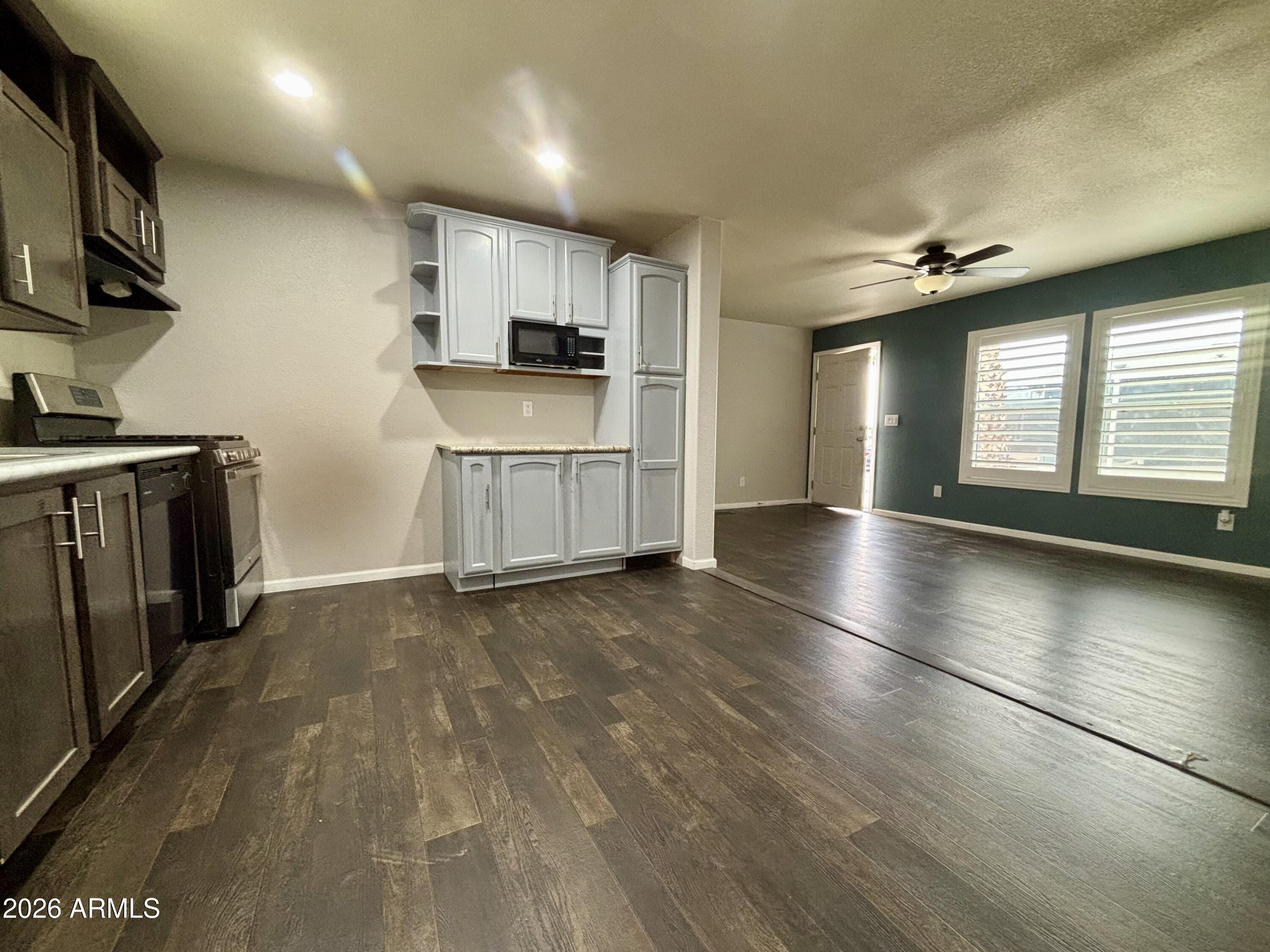 McCoy Mobile Home Ranch - Residential