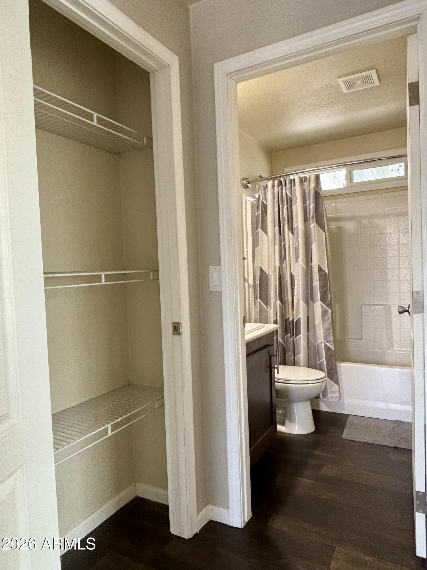 McCoy Mobile Home Ranch - Residential