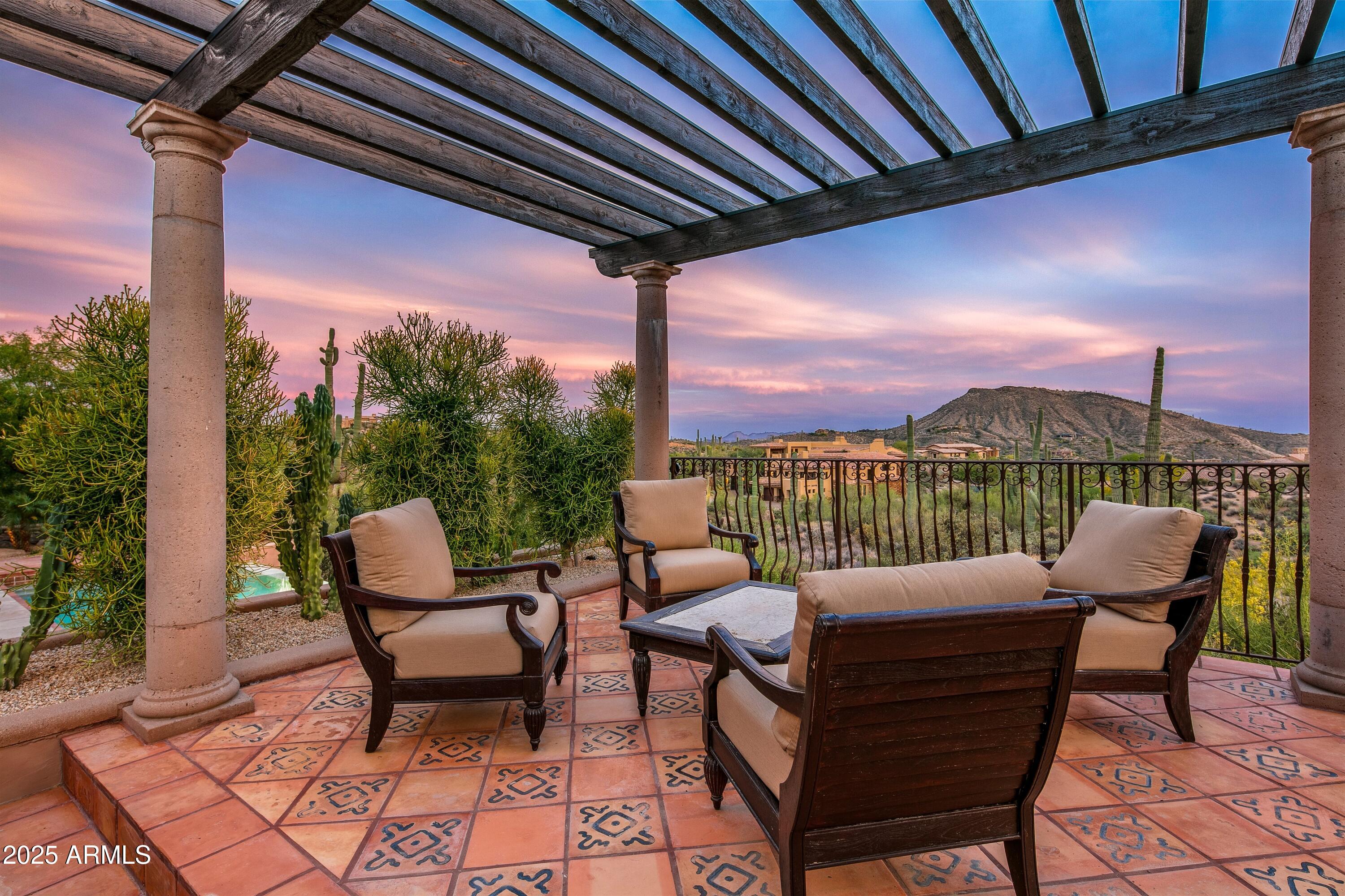 DESERT MOUNTAIN - Residential