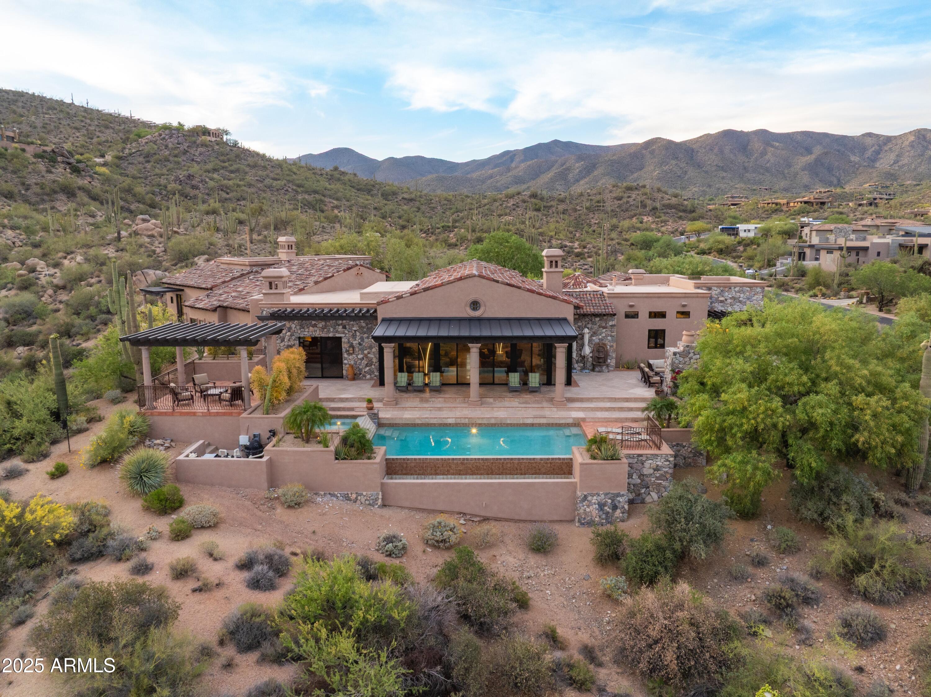 DESERT MOUNTAIN - Residential