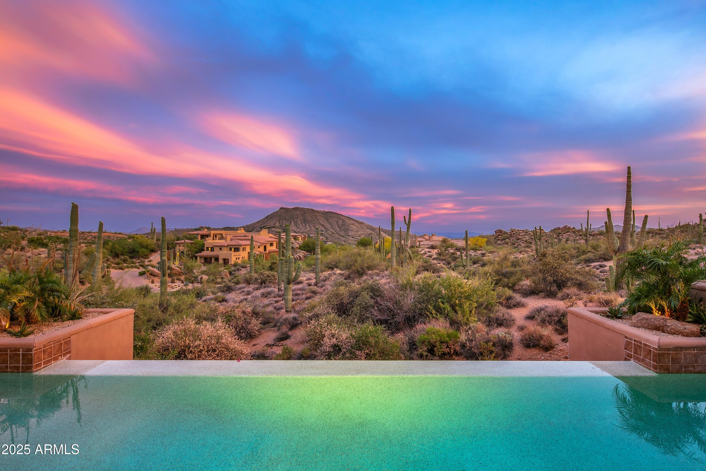 DESERT MOUNTAIN - Residential
