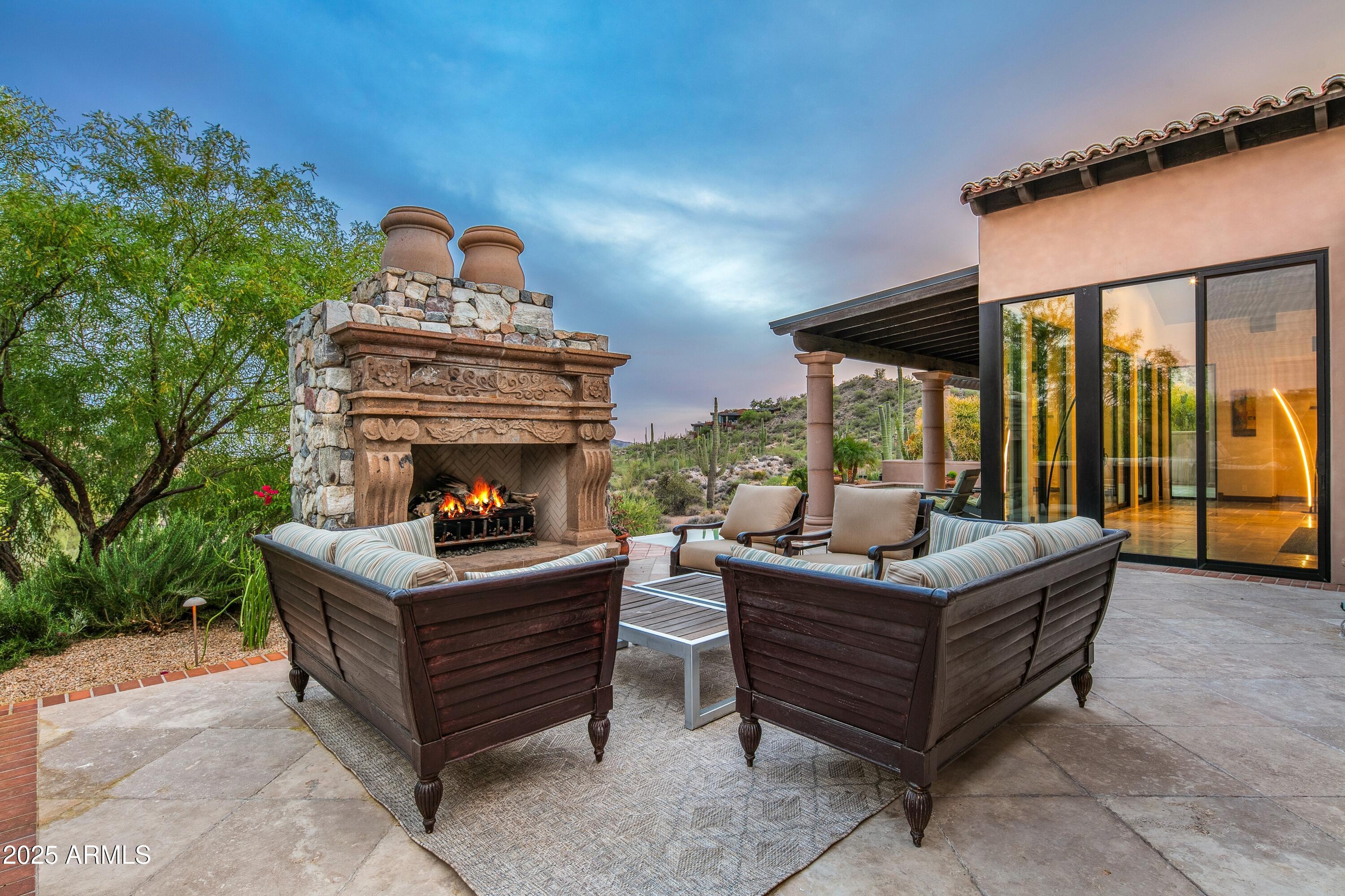 DESERT MOUNTAIN - Residential