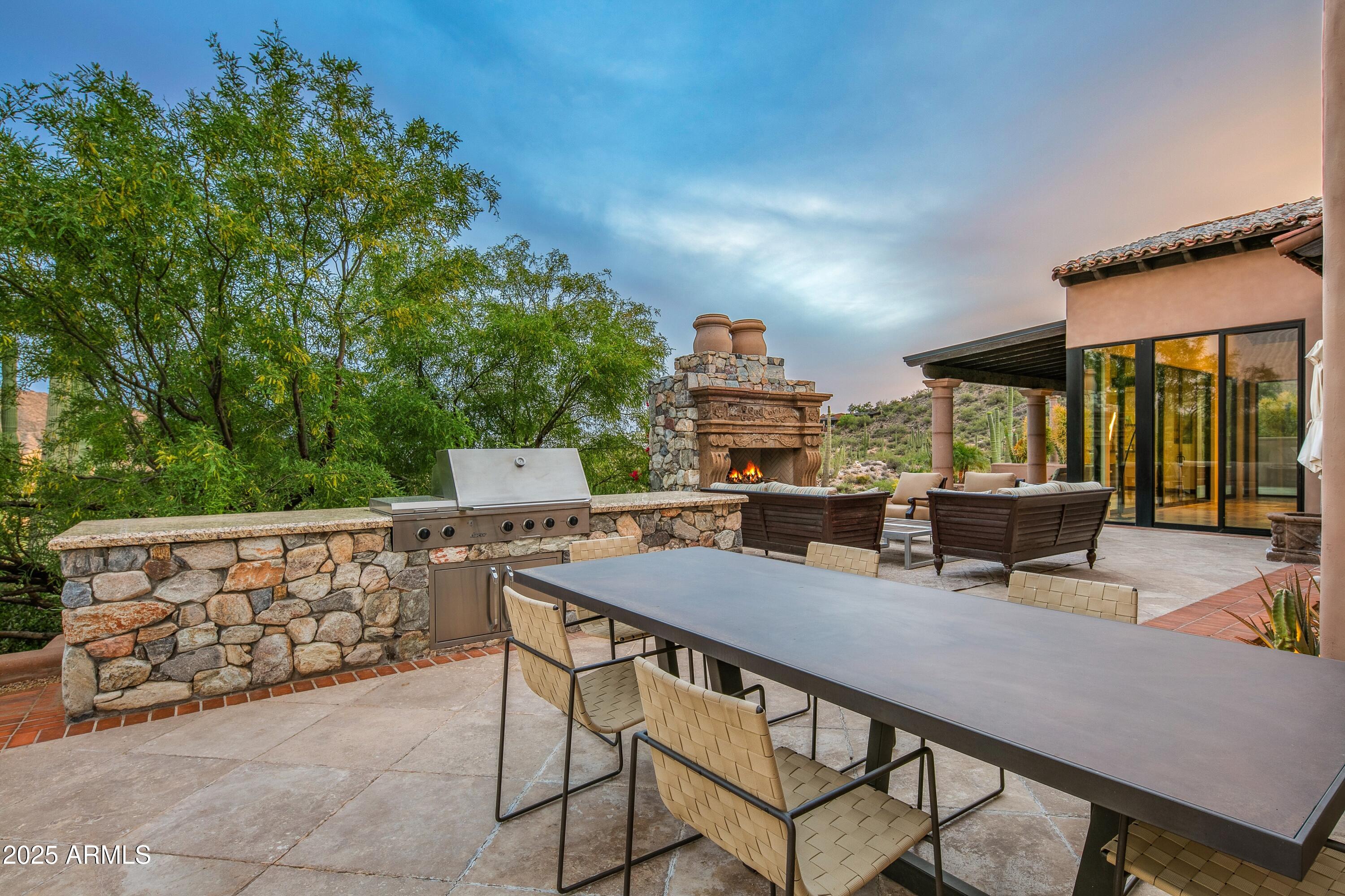 DESERT MOUNTAIN - Residential