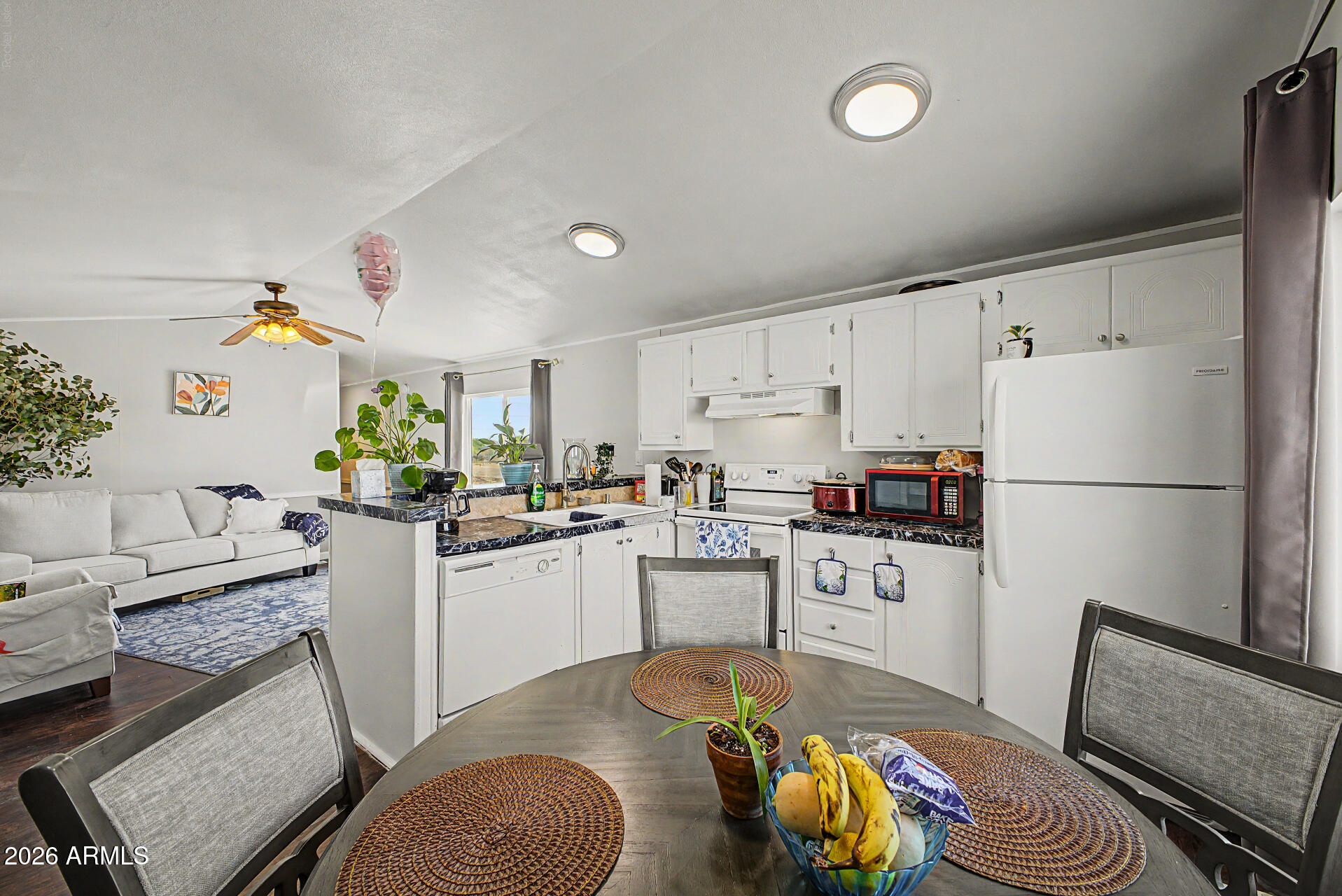 S8 T7S R6E - Residential