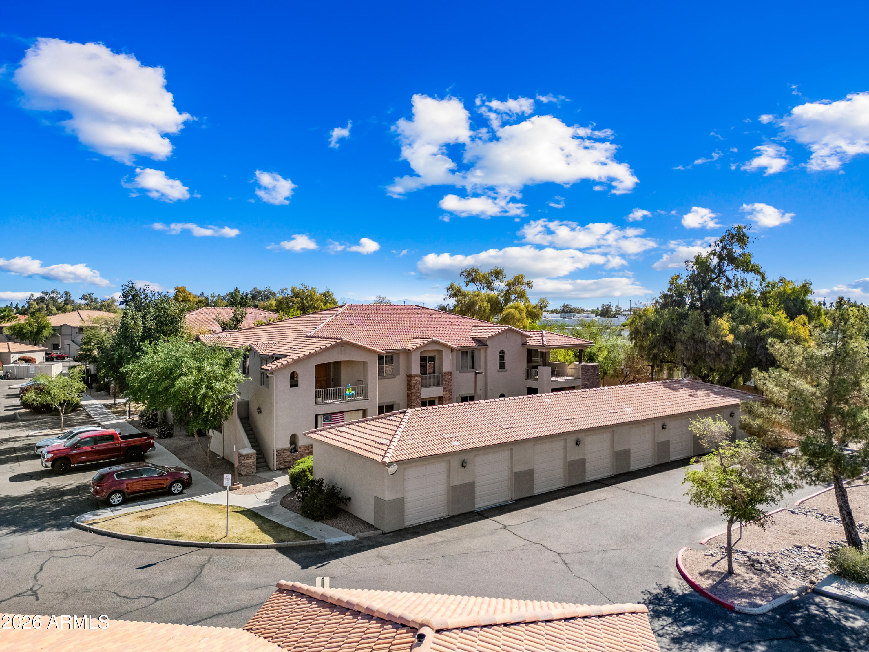 MIRAGE MANOR CONDOMINIUM - Residential