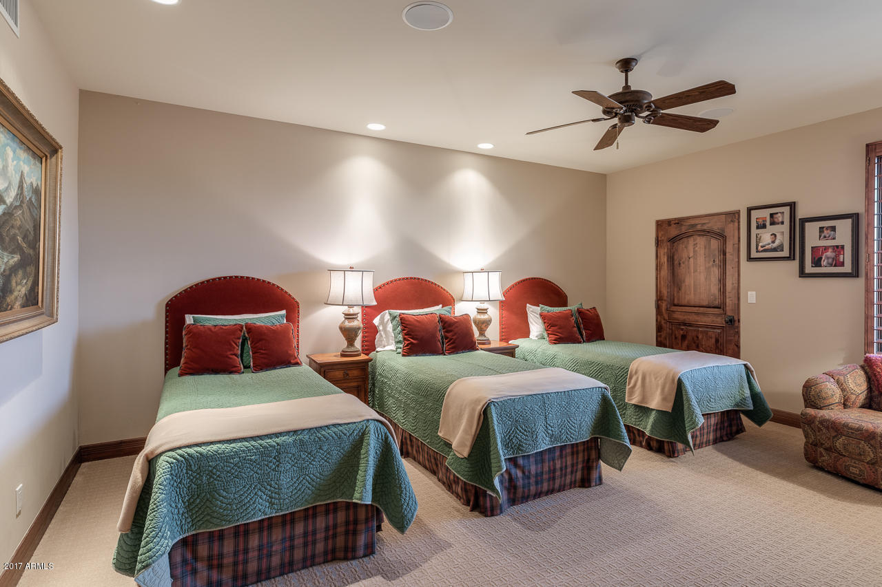 DESERT MOUNTAIN PHASE 2 UNIT 18 - Residential