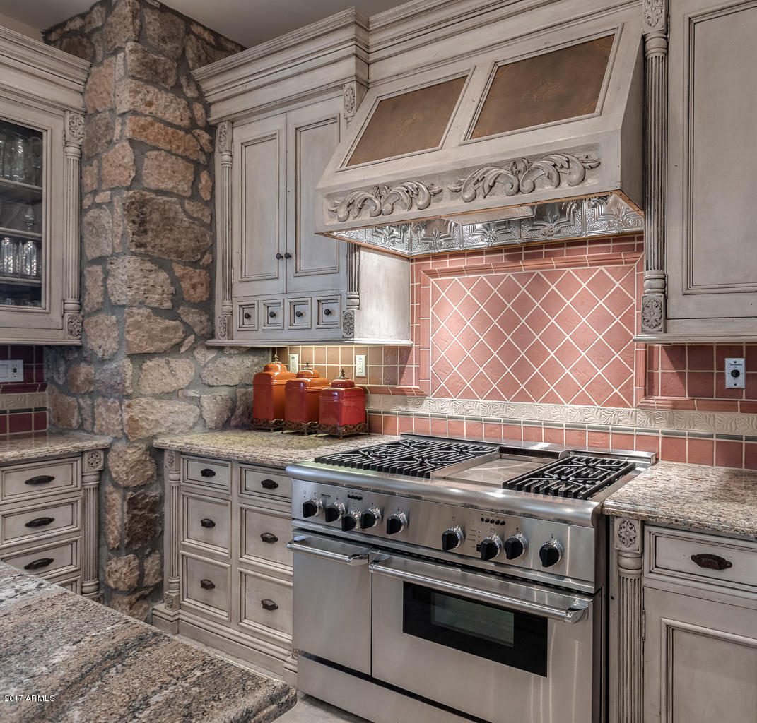 DESERT MOUNTAIN PHASE 2 UNIT 18 - Residential