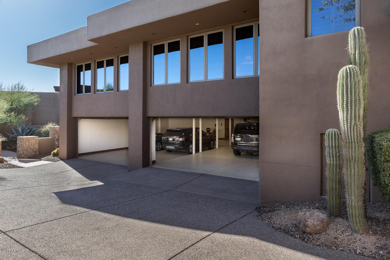 DESERT MOUNTAIN PHASE 2 UNIT 18 - Residential