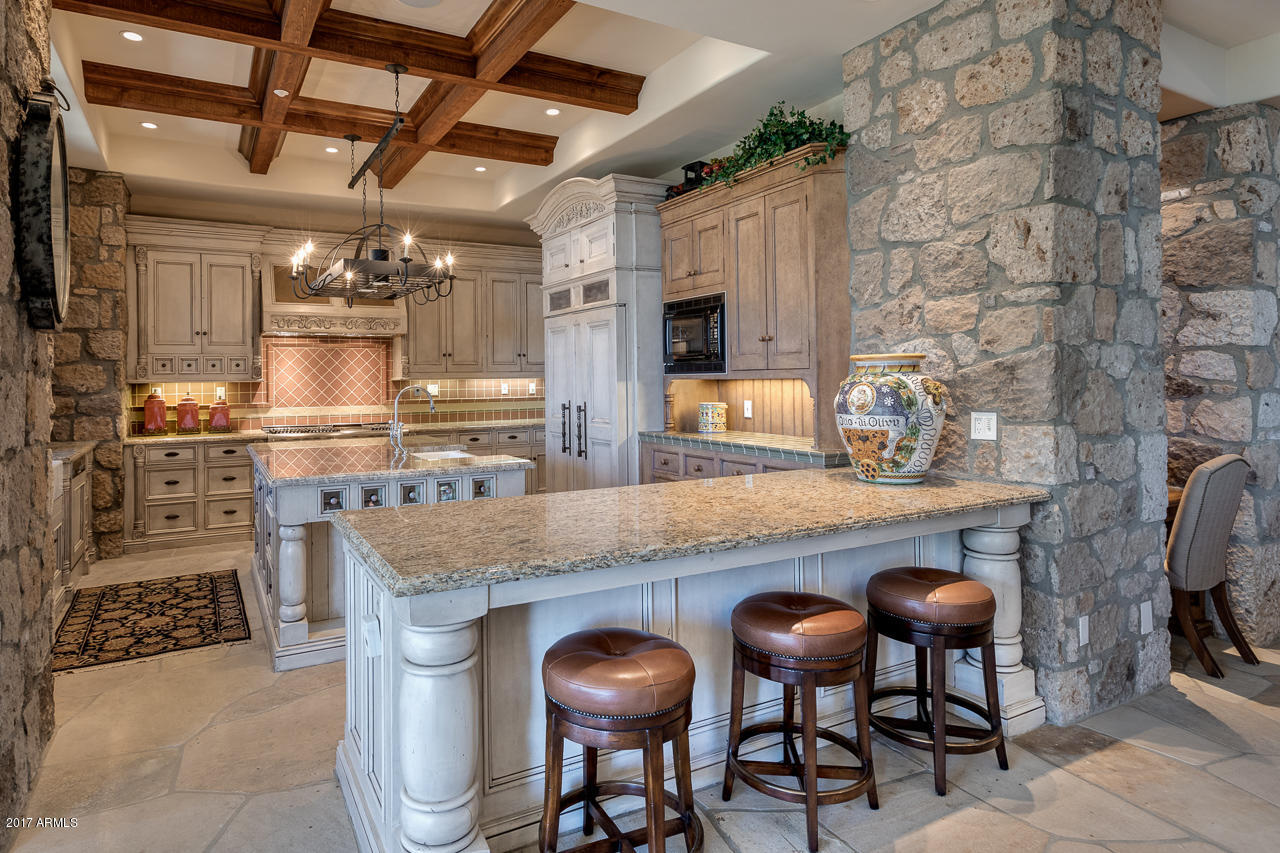 DESERT MOUNTAIN PHASE 2 UNIT 18 - Residential