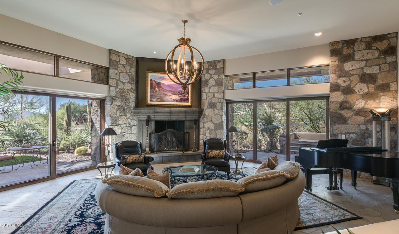 DESERT MOUNTAIN PHASE 2 UNIT 18 - Residential