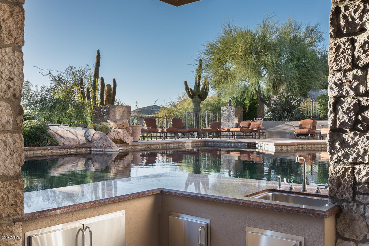 DESERT MOUNTAIN PHASE 2 UNIT 18 - Residential