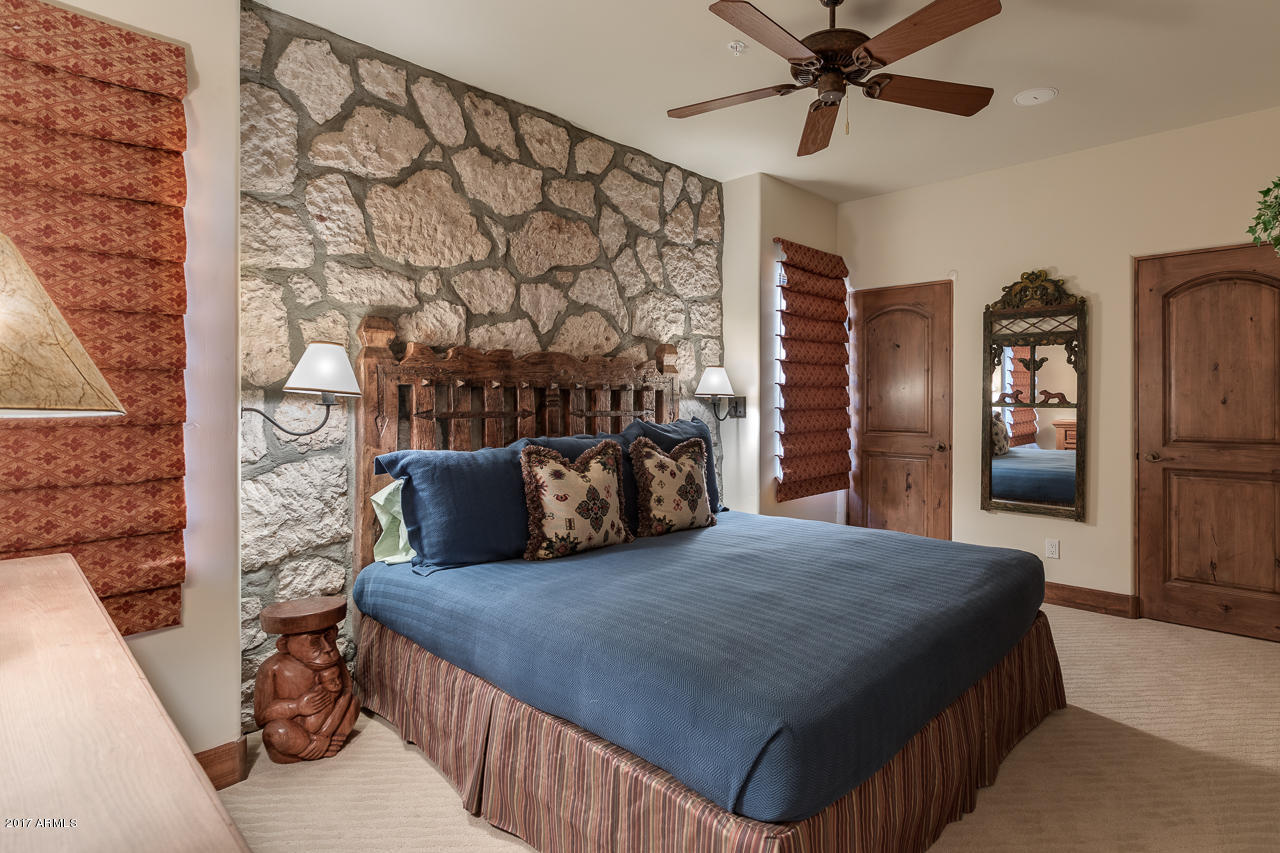 DESERT MOUNTAIN PHASE 2 UNIT 18 - Residential