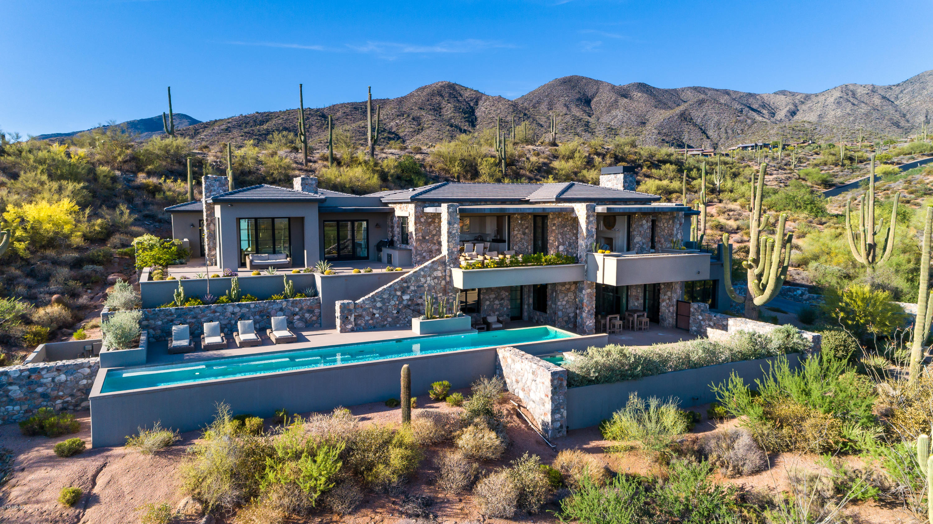 DESERT MOUNTAIN - Residential