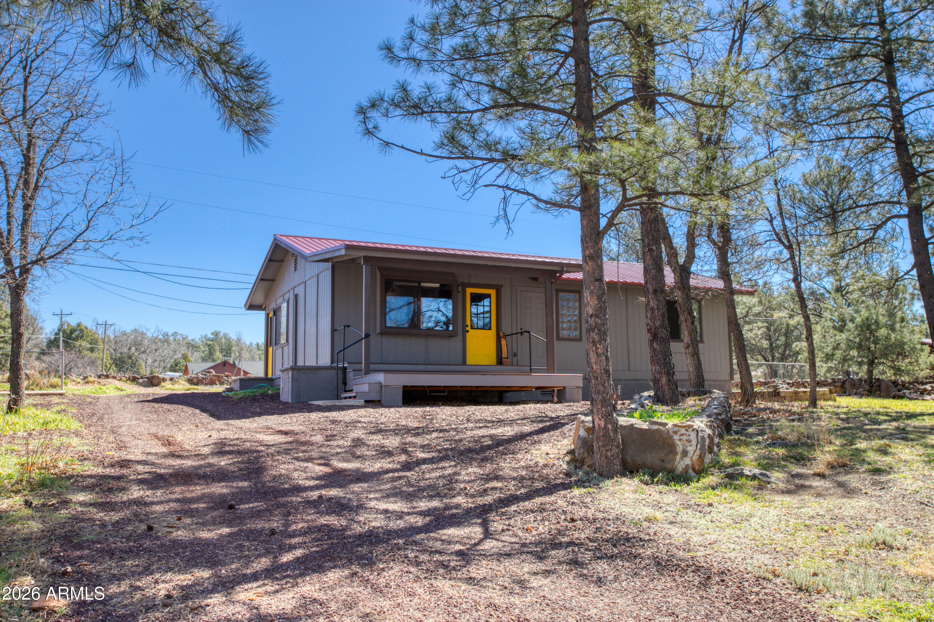APACHE COVE AMD - Residential