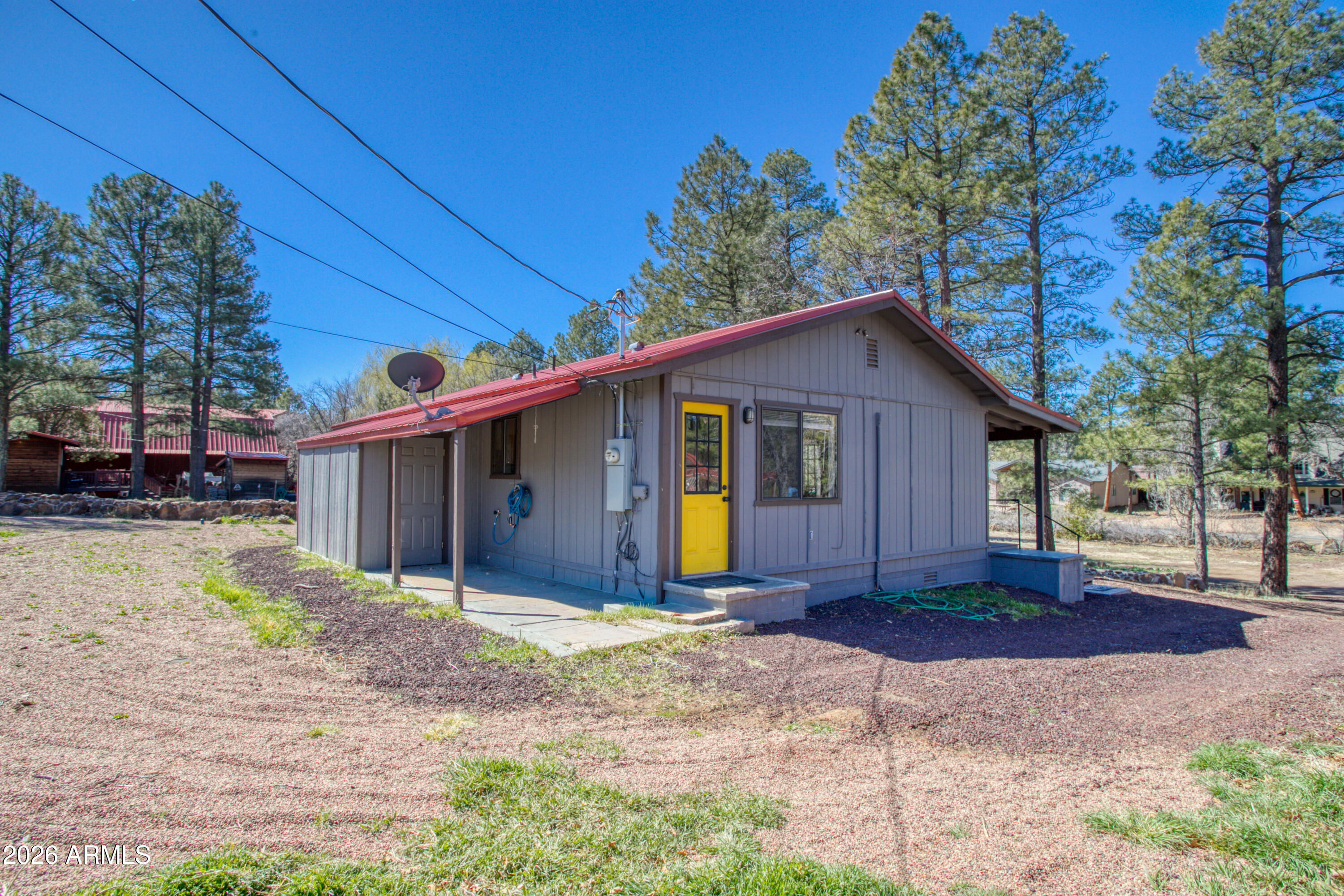 APACHE COVE AMD - Residential