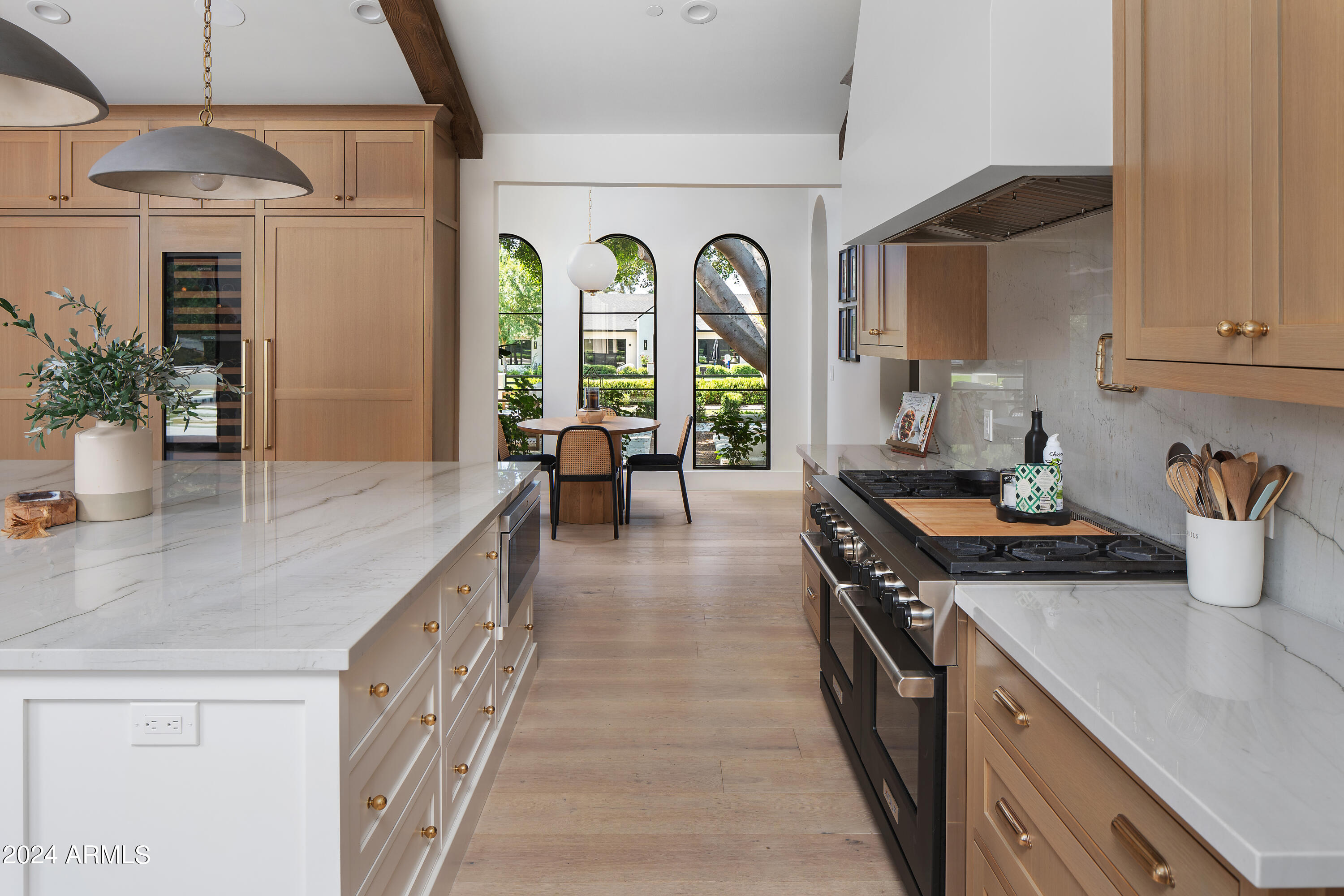 CASA DE CAMELBACK - Residential