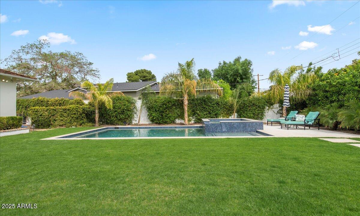 CAMELVISTA LOTS 1-4, 17-36 - Residential