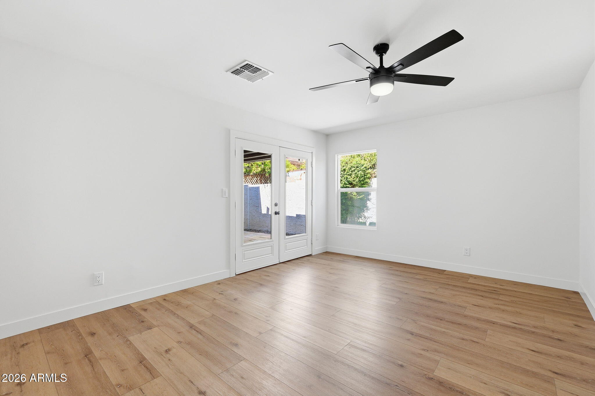 SCOTTSDALE PARK VILLAS - Residential