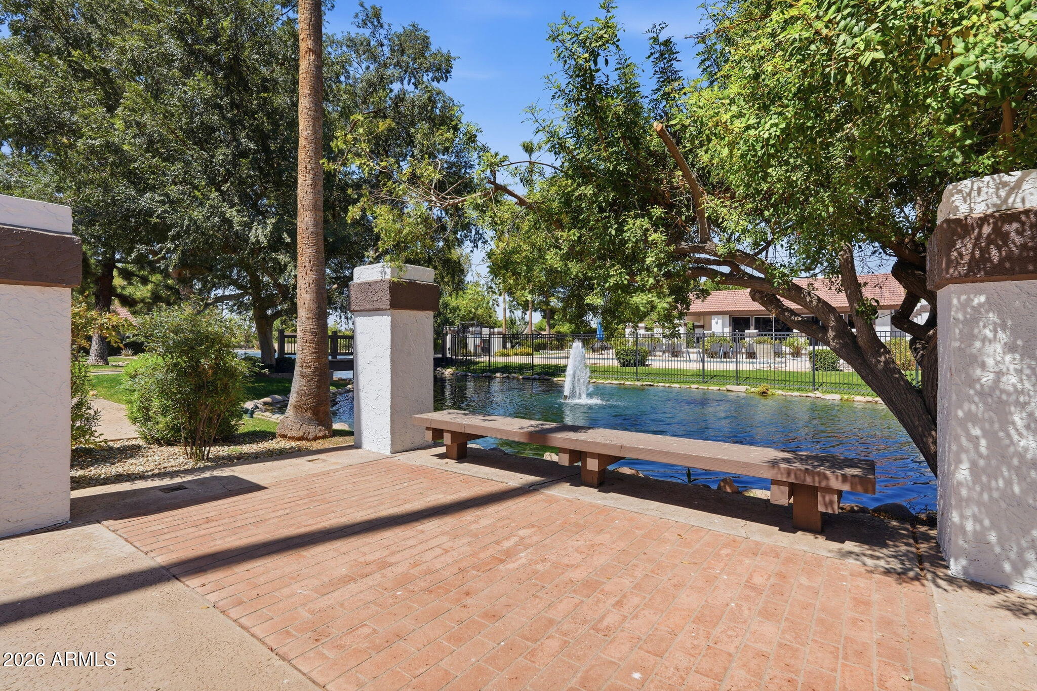 SCOTTSDALE PARK VILLAS - Residential