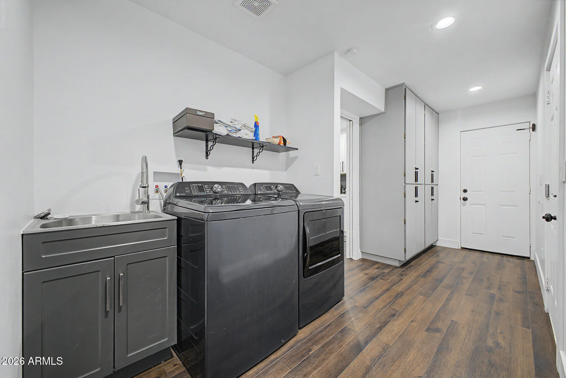 GILBURR ESTATES - Residential