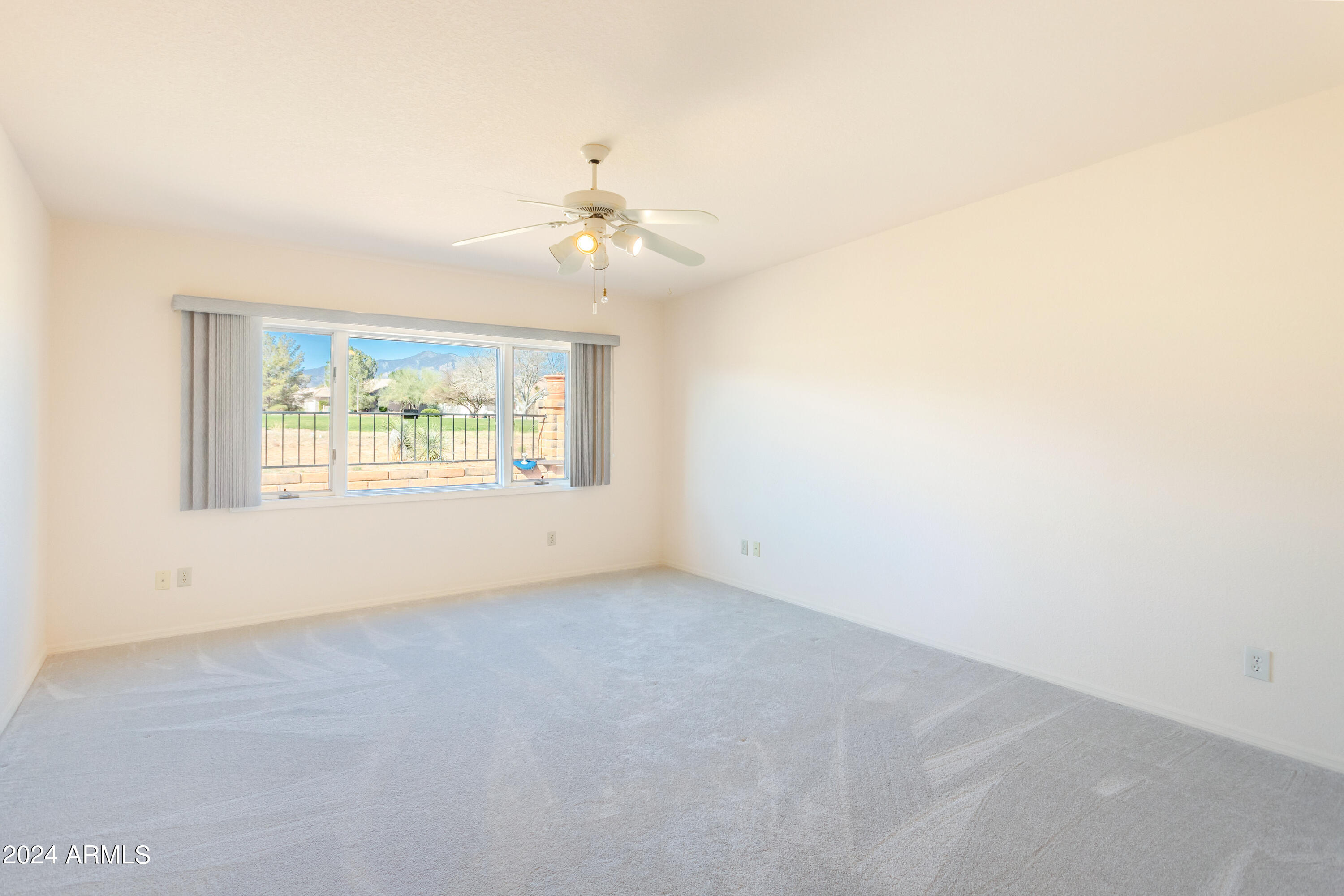 MISSION SHADOWS - Residential