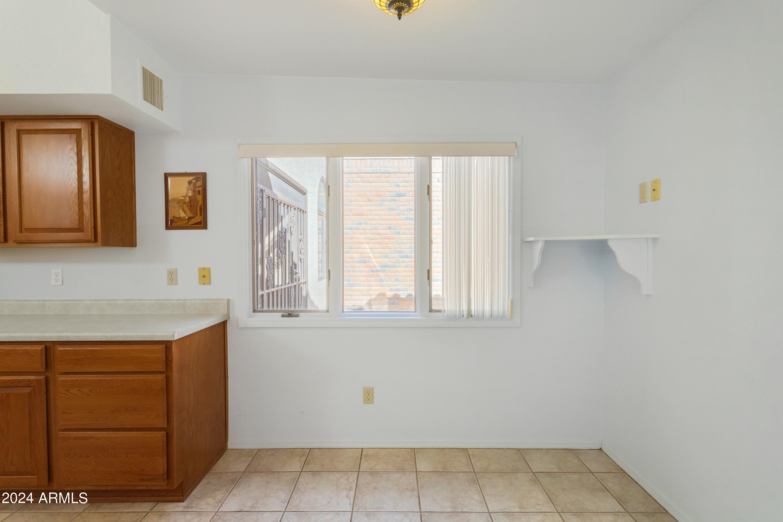 MISSION SHADOWS - Residential