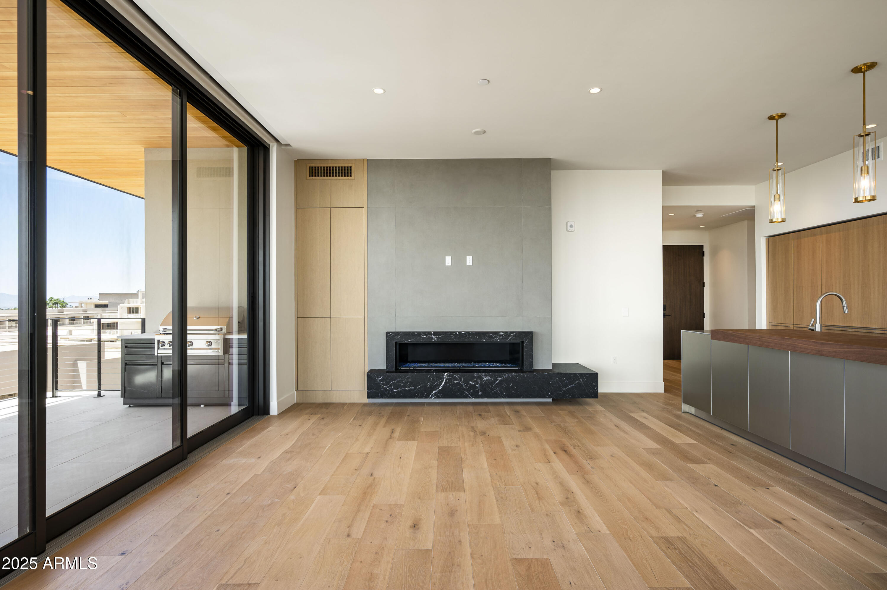 Ascent at the Phoenician Mountainside Condominium - Residential