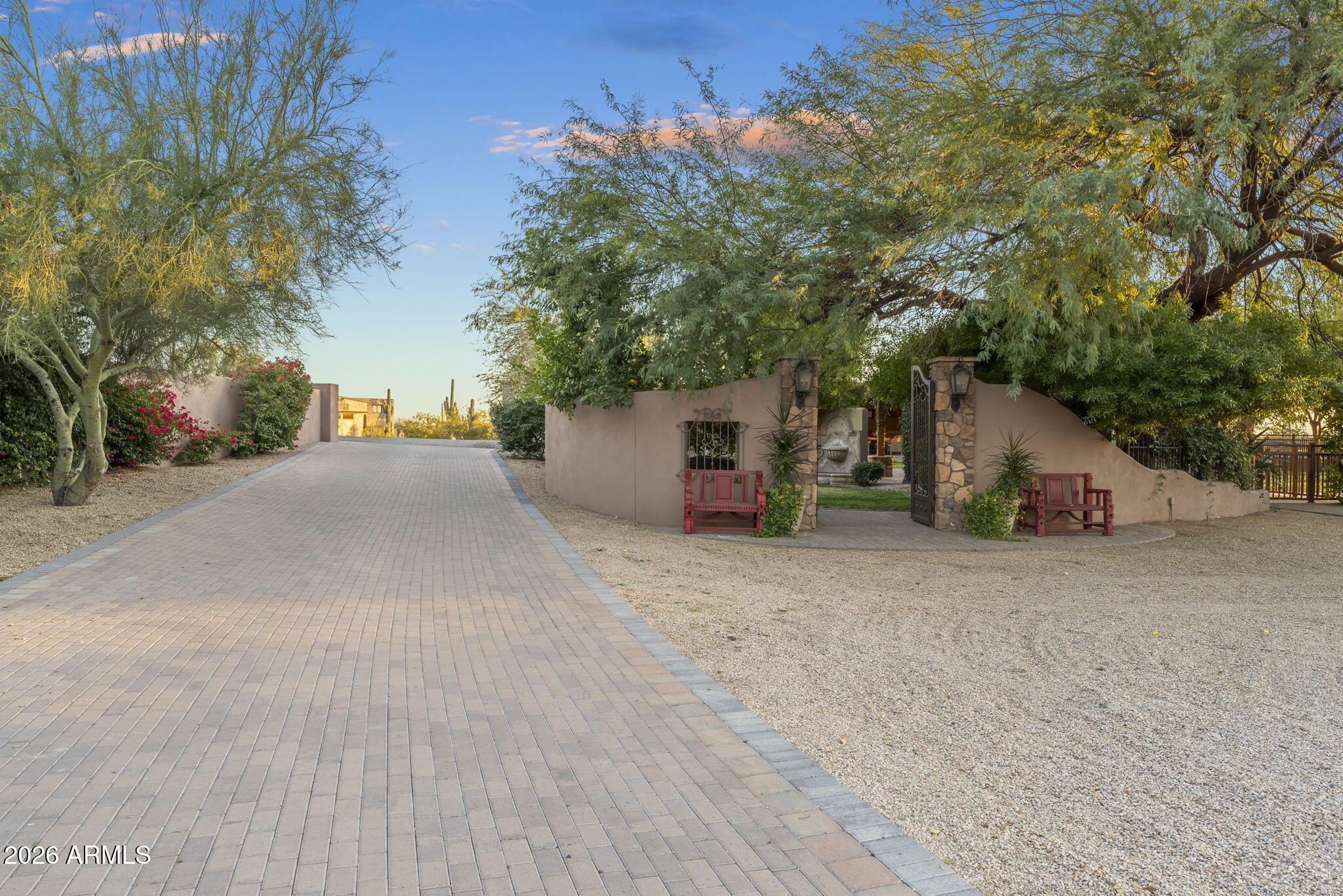 Large Horse Property - Residential