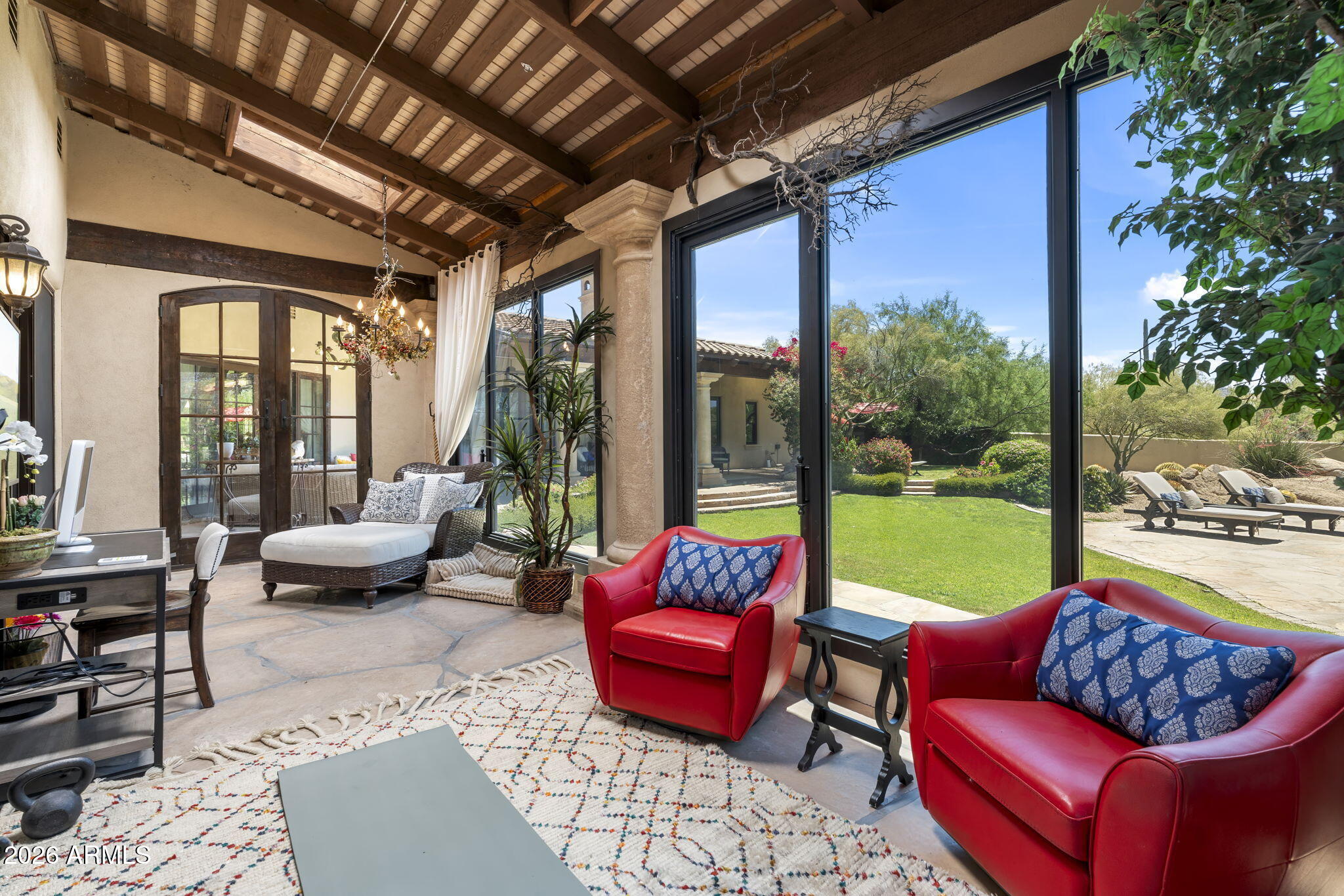 Large Horse Property - Residential