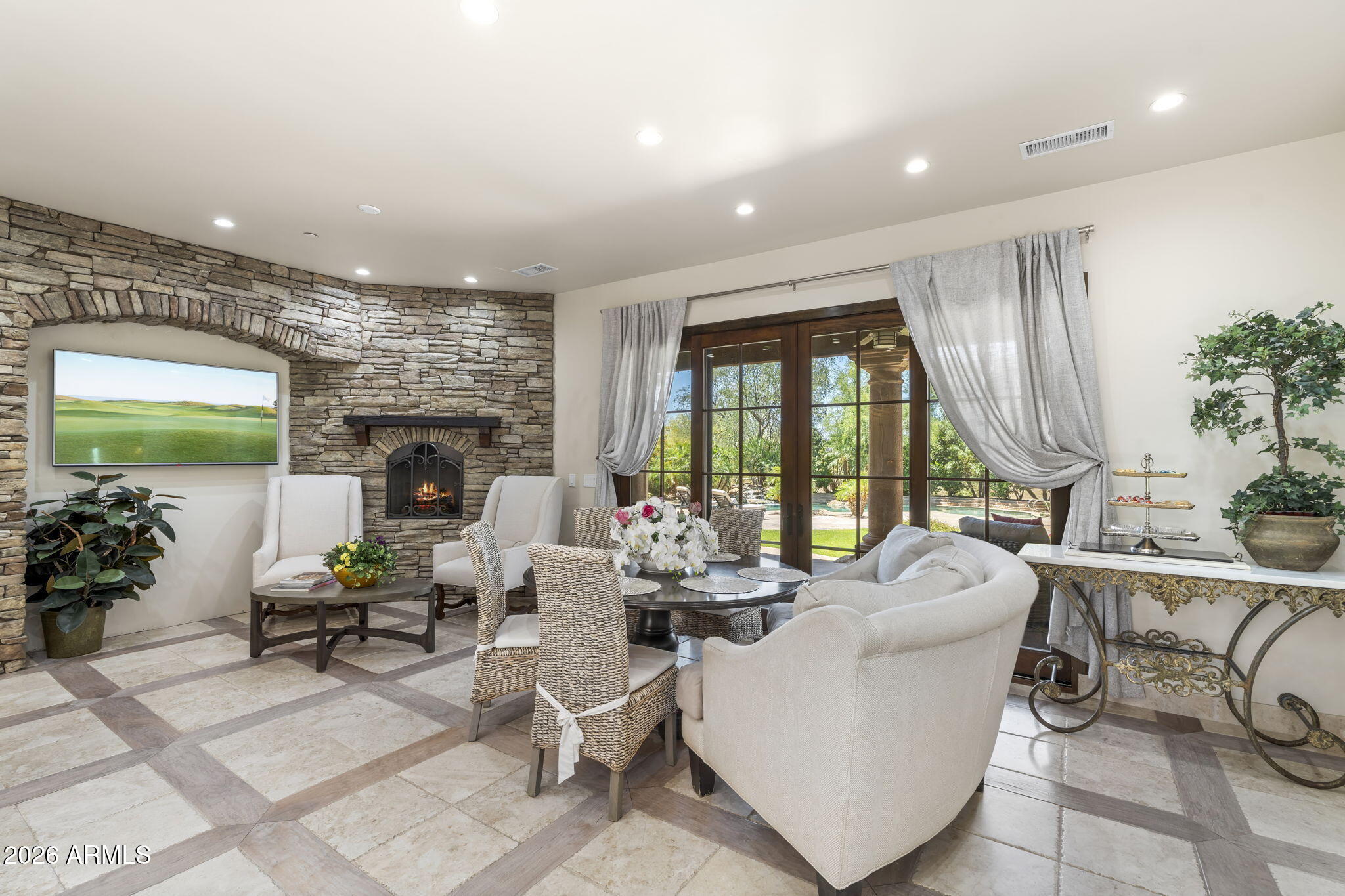 Large Horse Property - Residential