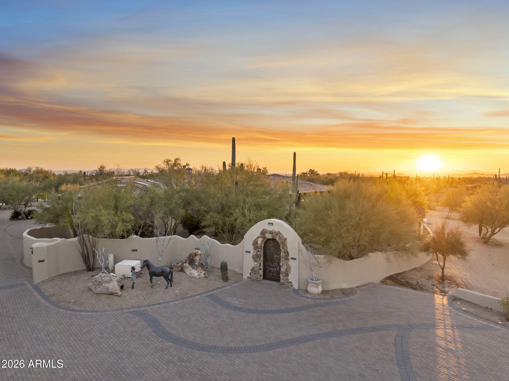 Large Horse Property - Residential
