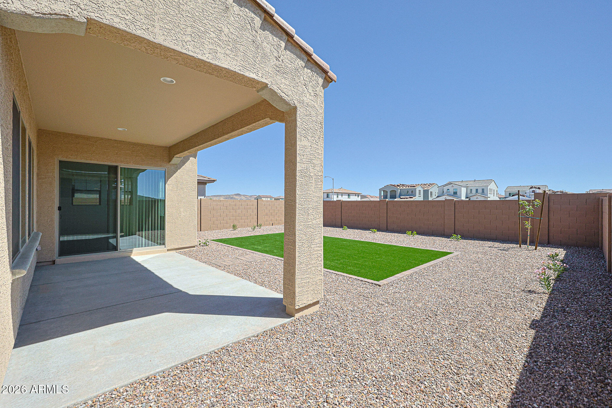 ALORAVITA SOUTH PARCEL 8A - Residential Lease