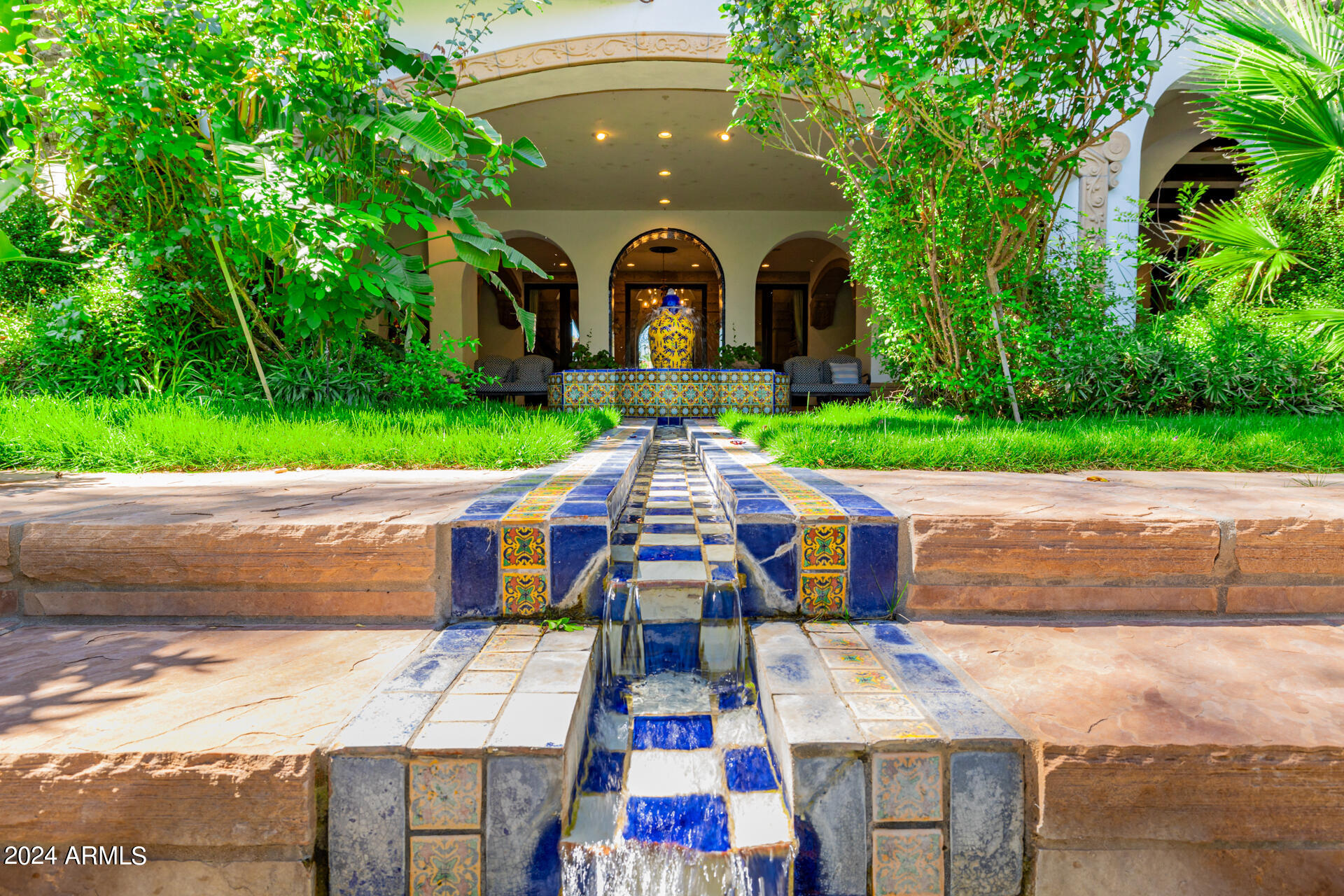 CITRUS MANOR aka El Portillo - Residential