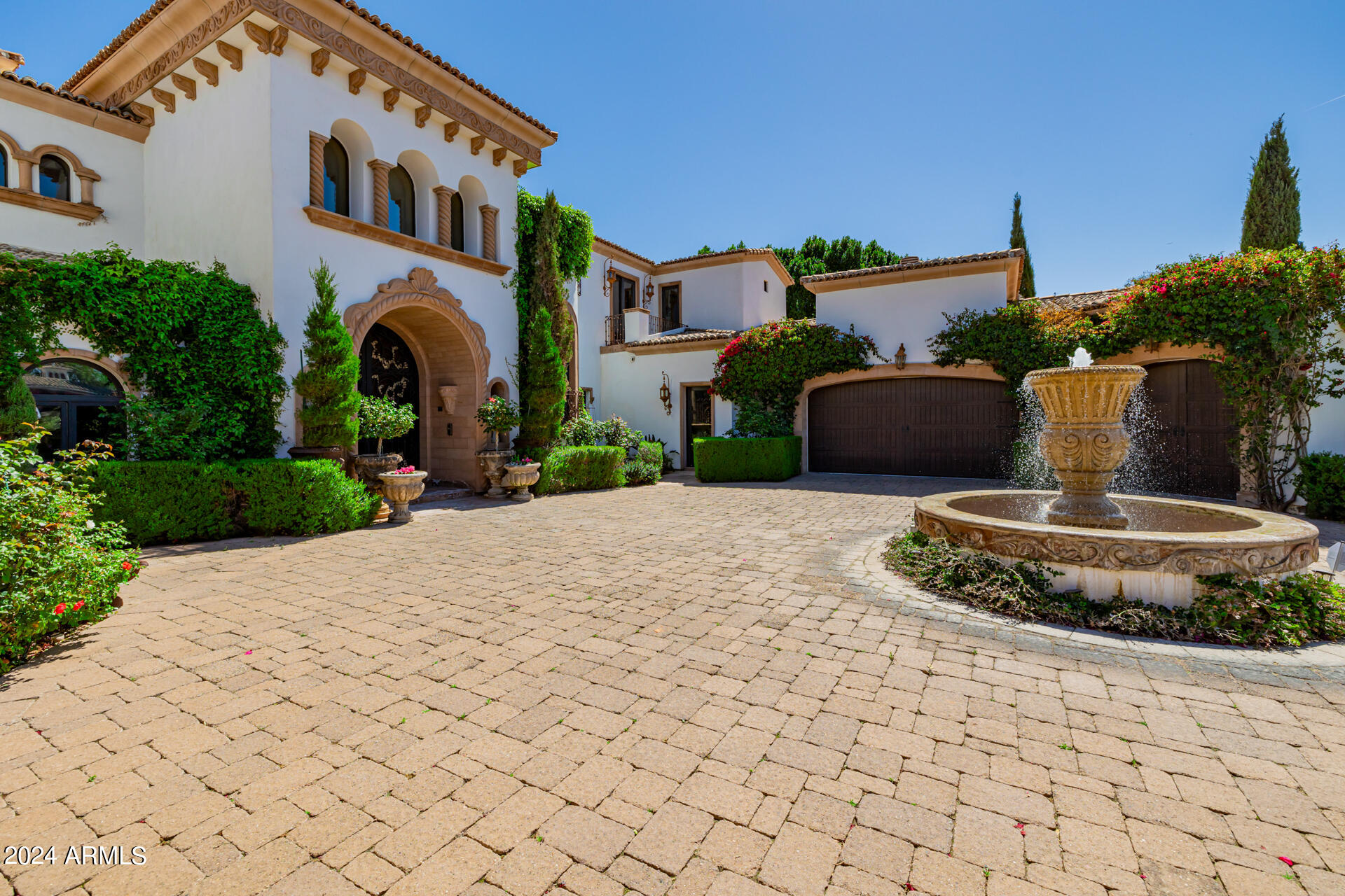 CITRUS MANOR aka El Portillo - Residential
