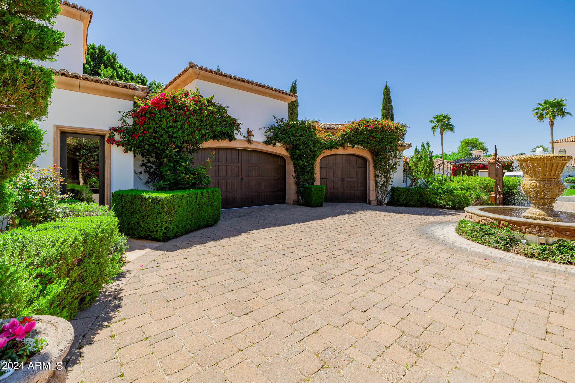 CITRUS MANOR aka El Portillo - Residential