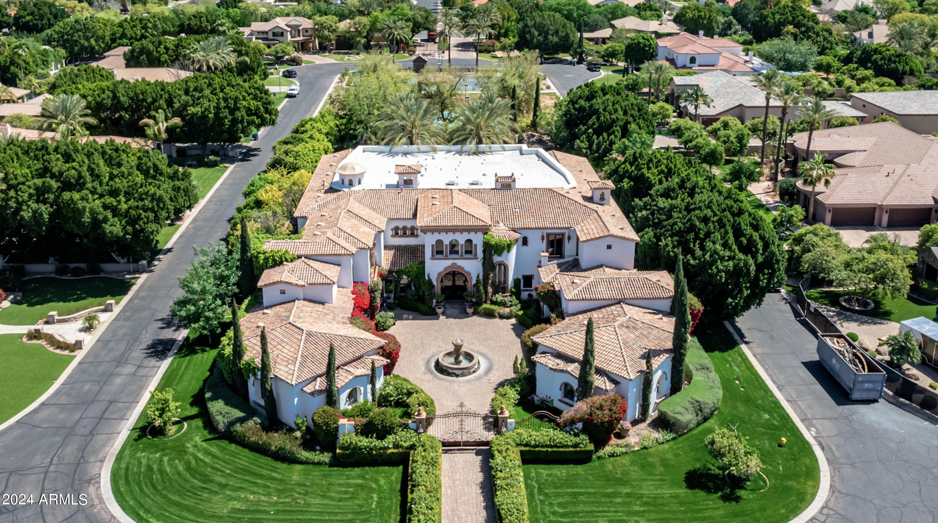 CITRUS MANOR aka El Portillo - Residential