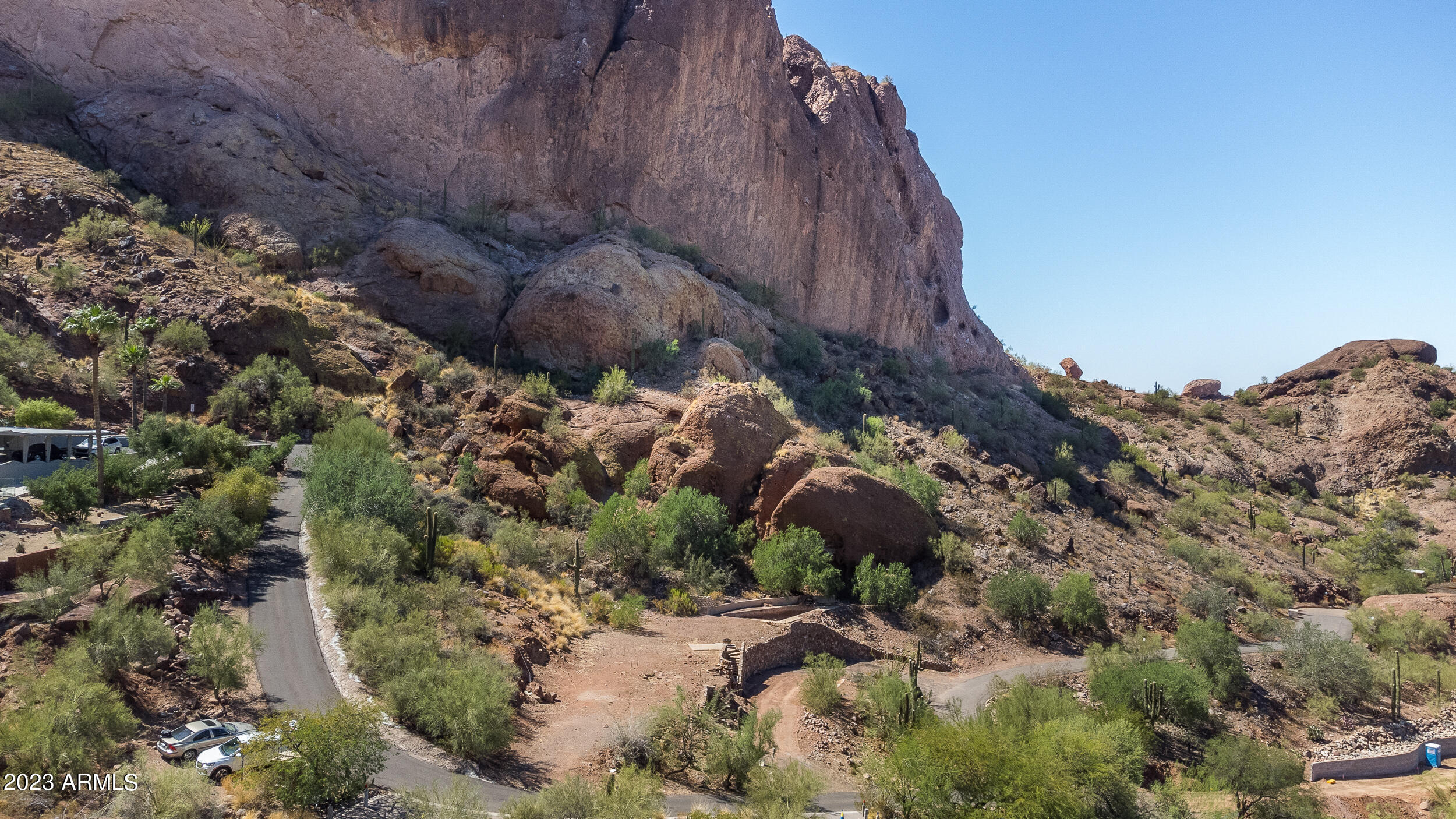 STONE CANYON - Land