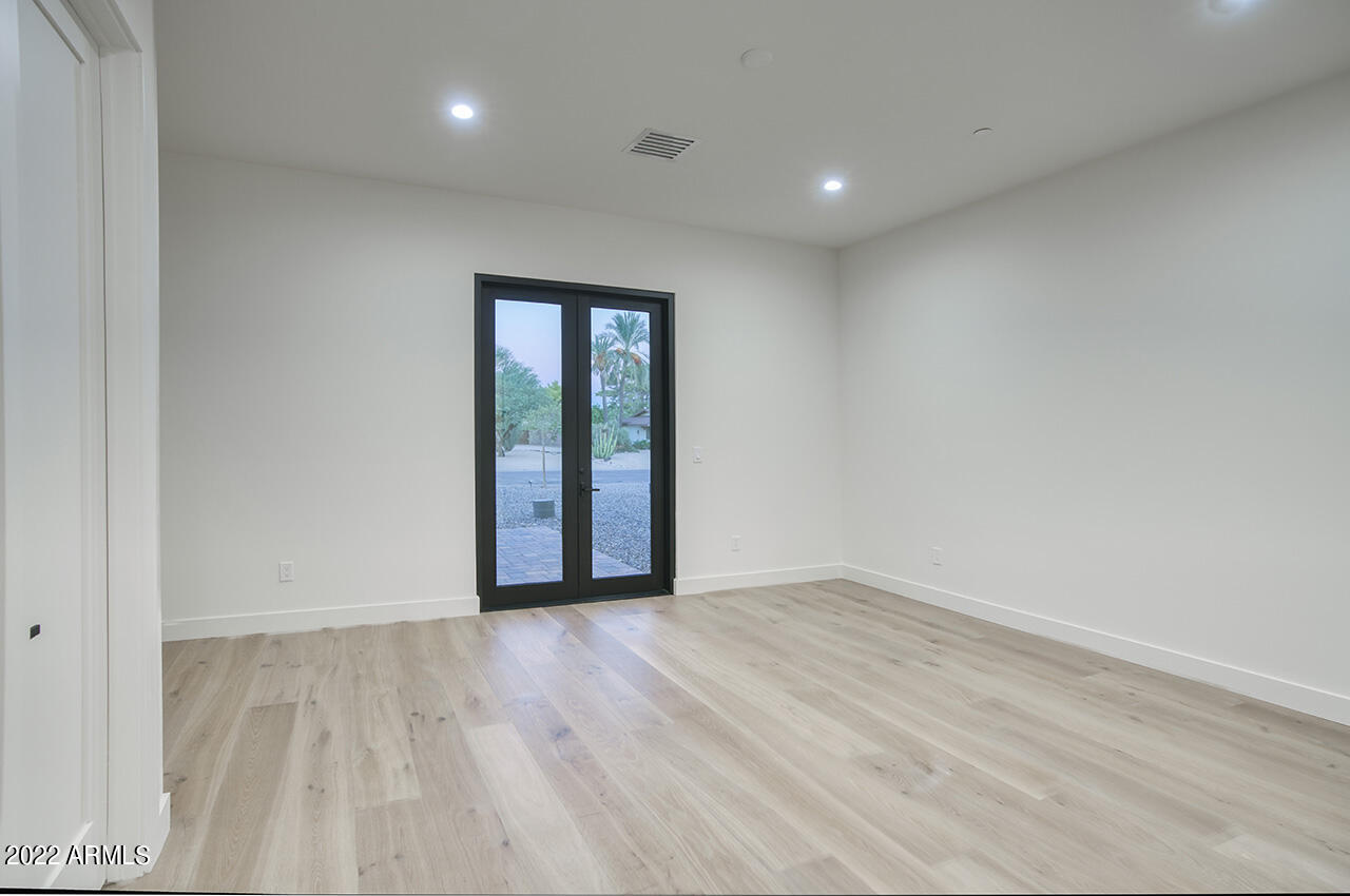 DESERT ESTATES 11 - Residential