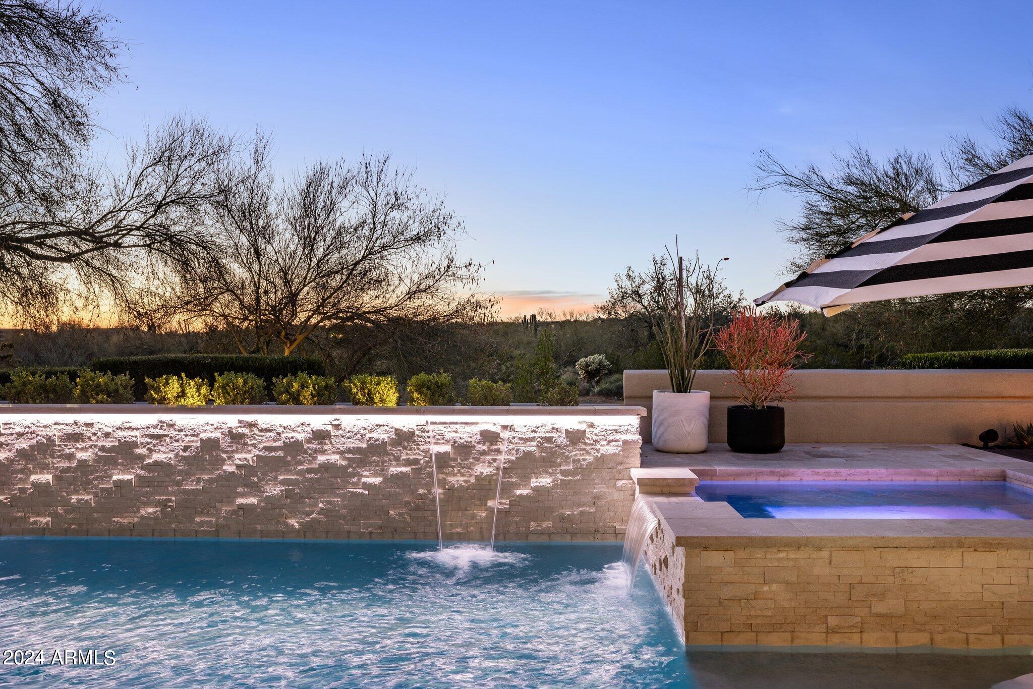 SILVERLEAF AT DC RANCH PARCEL T7 - Residential