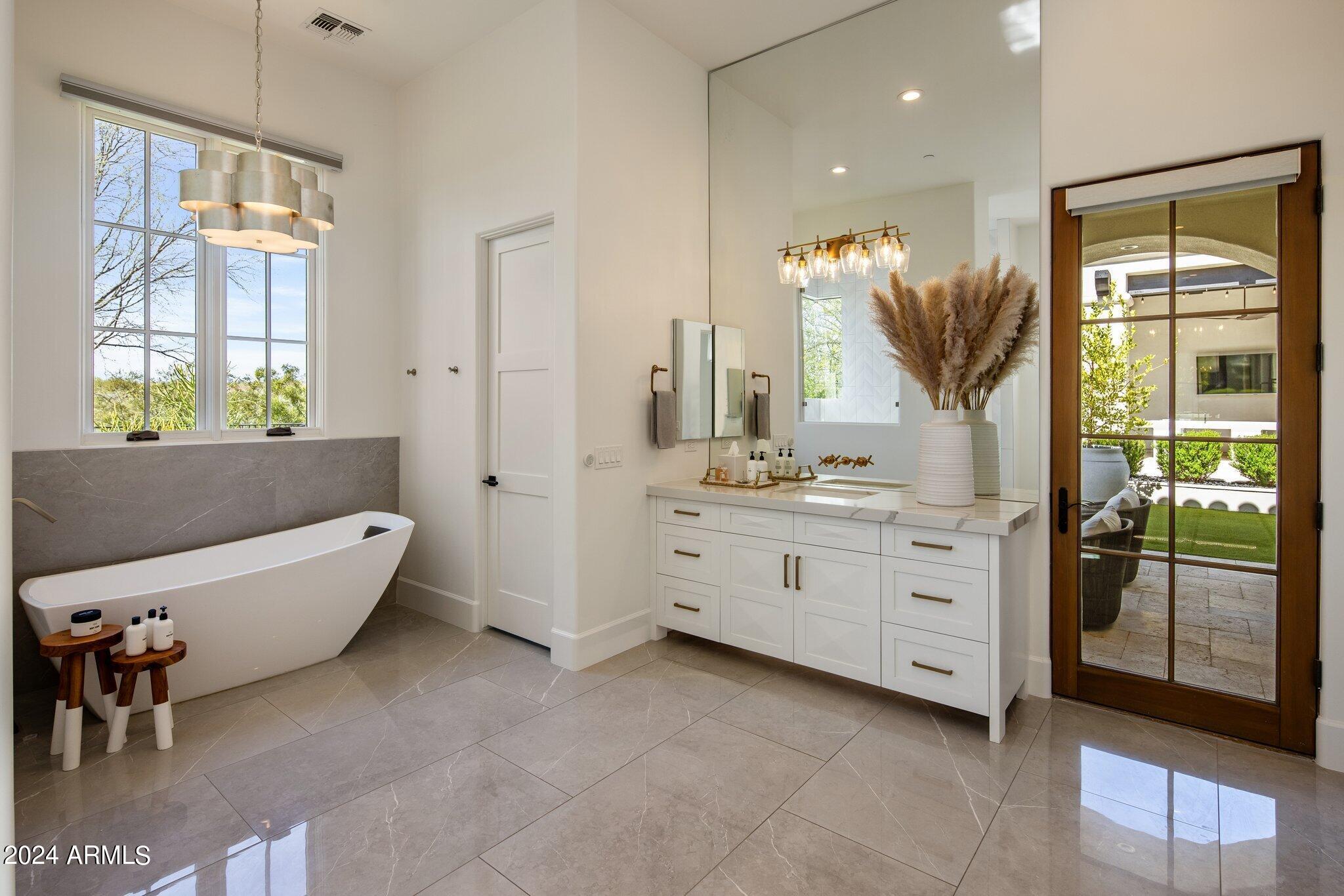 SILVERLEAF AT DC RANCH PARCEL T7 - Residential