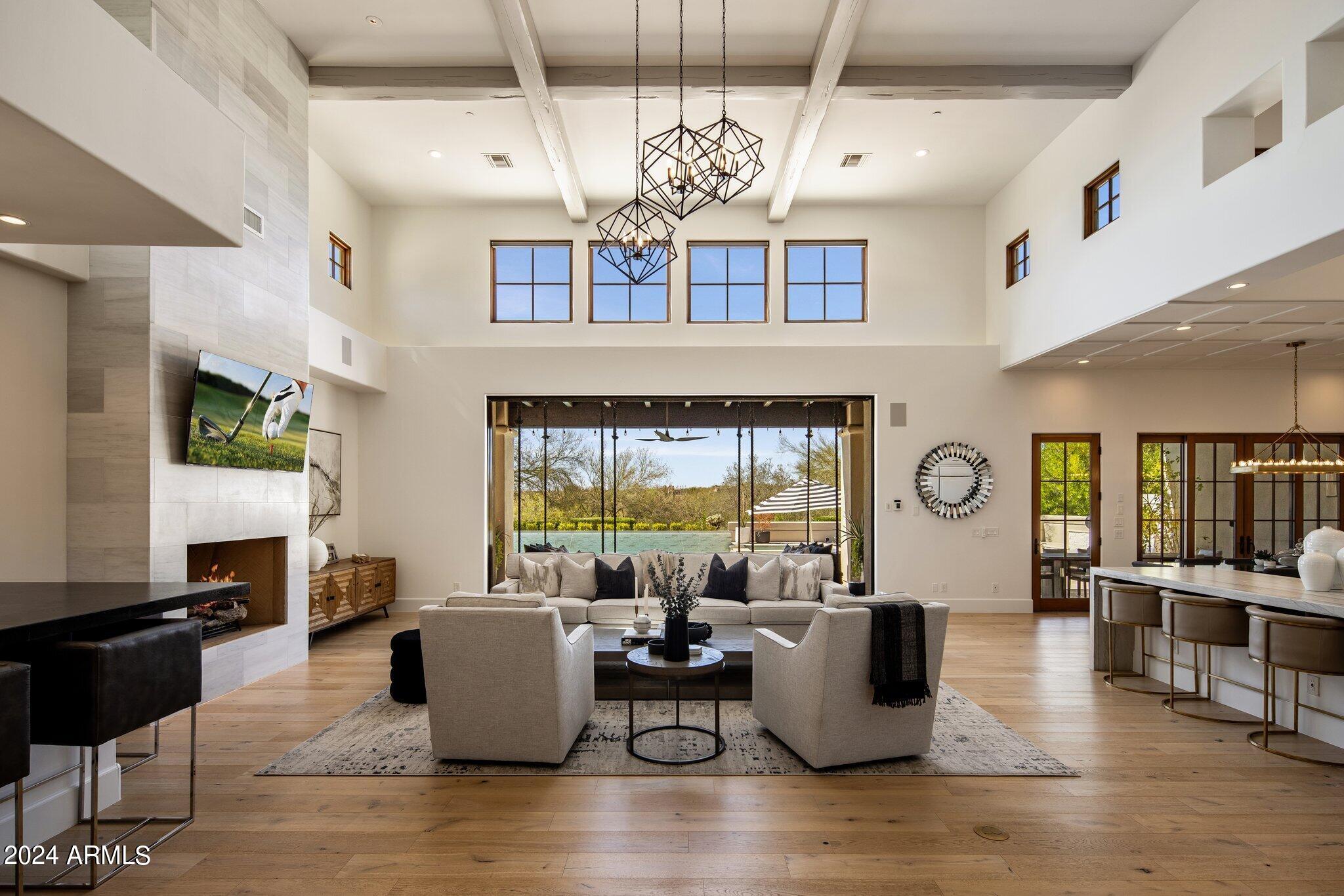 SILVERLEAF AT DC RANCH PARCEL T7 - Residential
