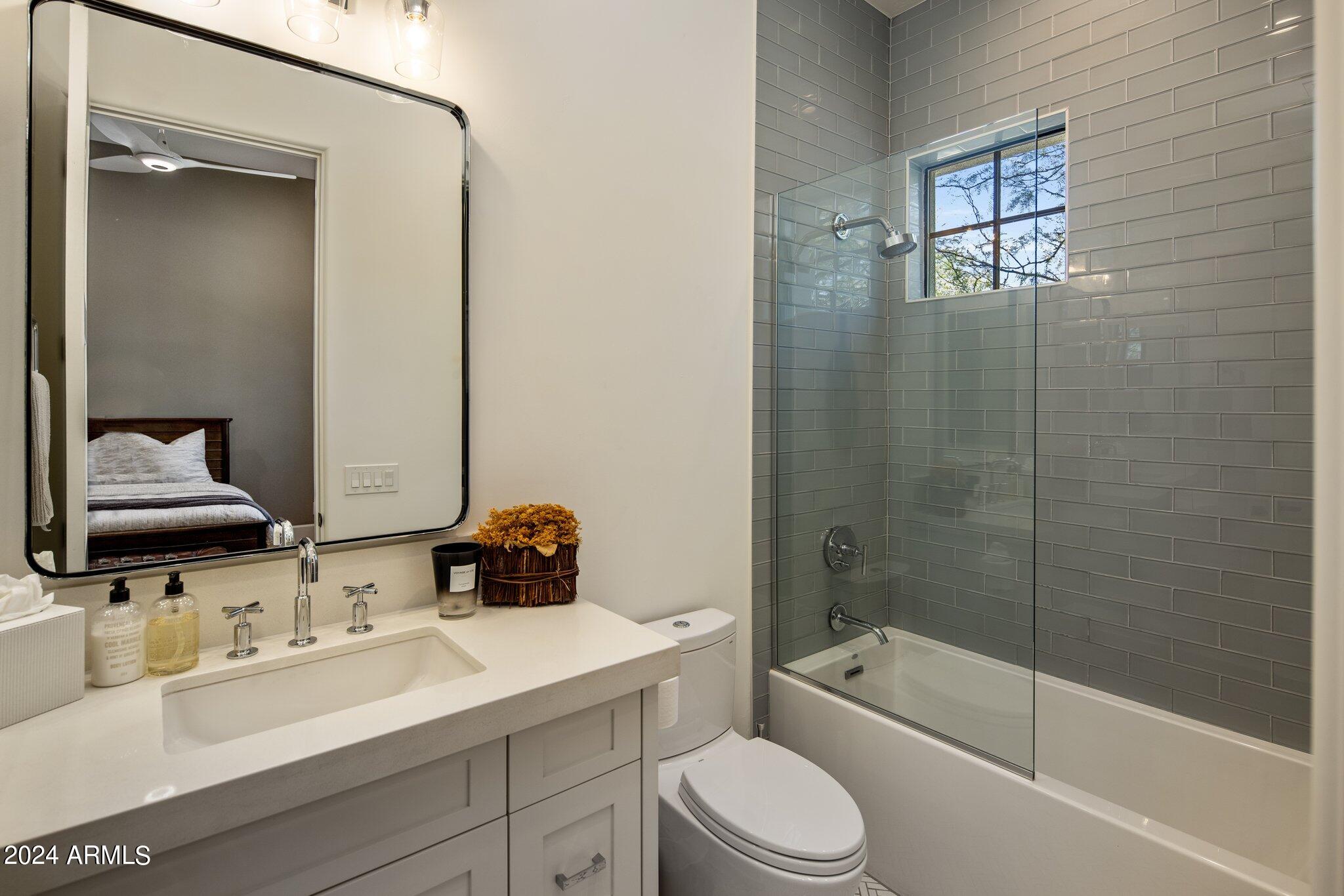 SILVERLEAF AT DC RANCH PARCEL T7 - Residential