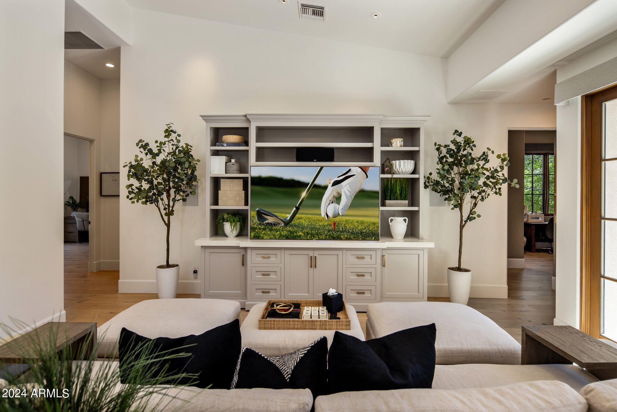 SILVERLEAF AT DC RANCH PARCEL T7 - Residential