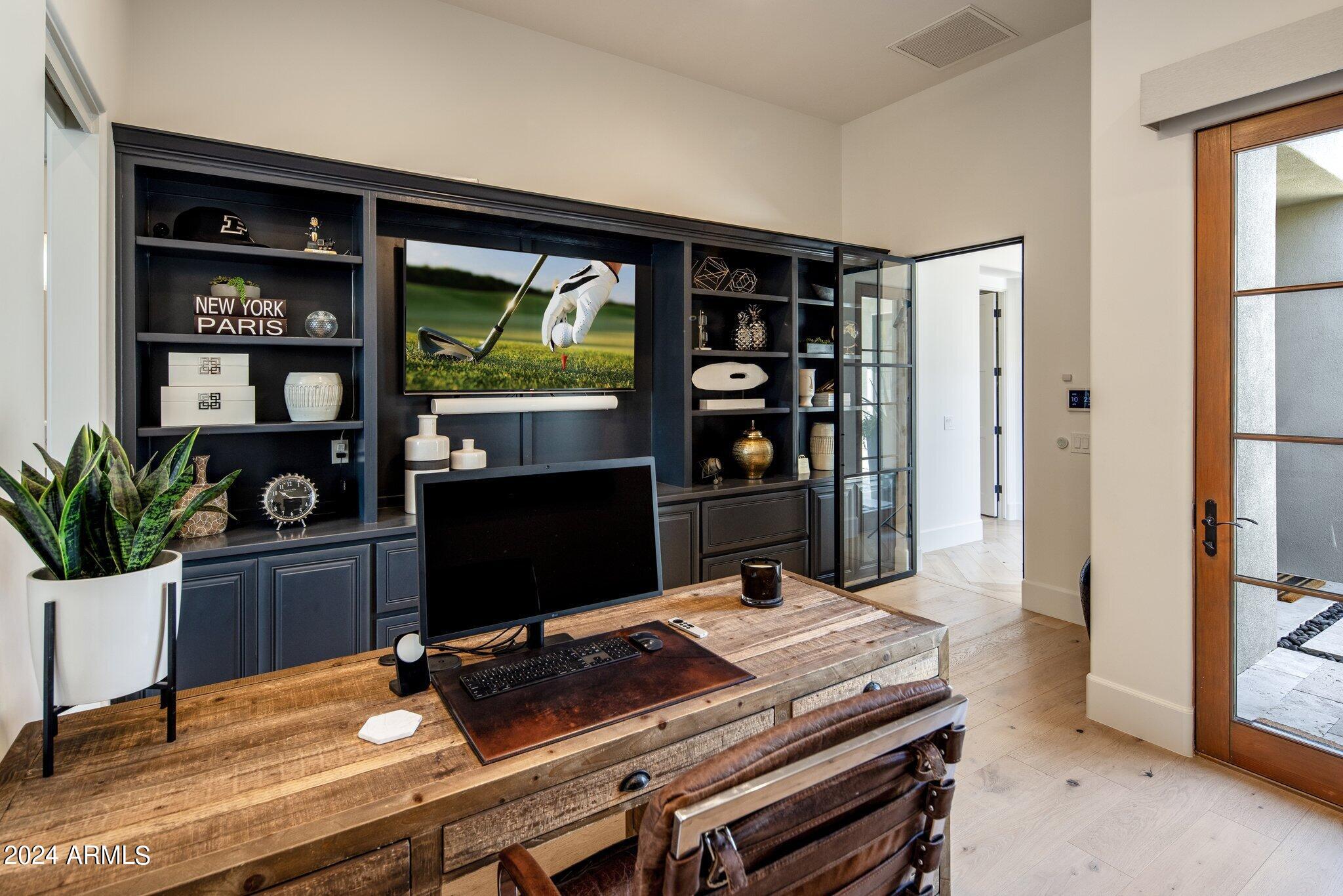 SILVERLEAF AT DC RANCH PARCEL T7 - Residential